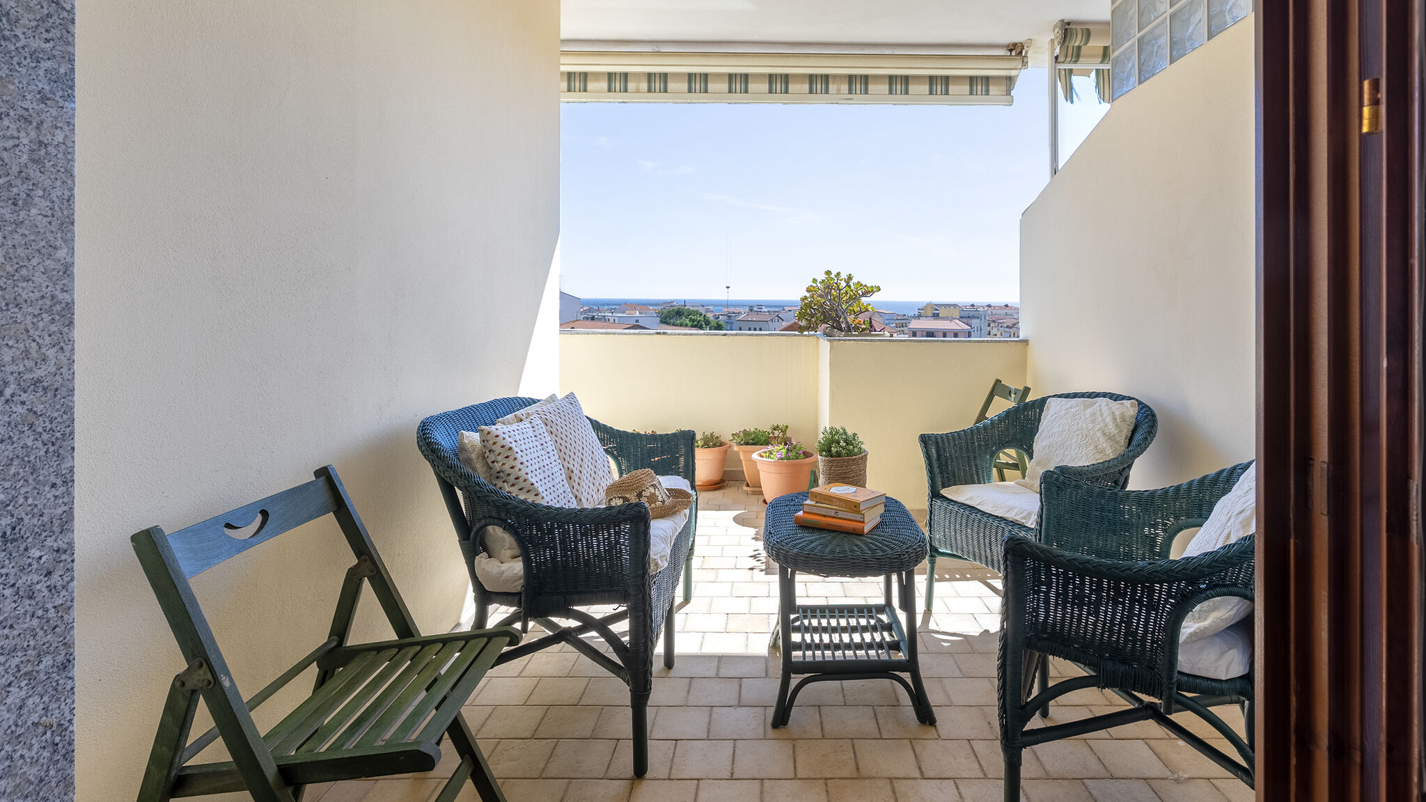 Italianway Alghero Sardinia Re - SherdAnna