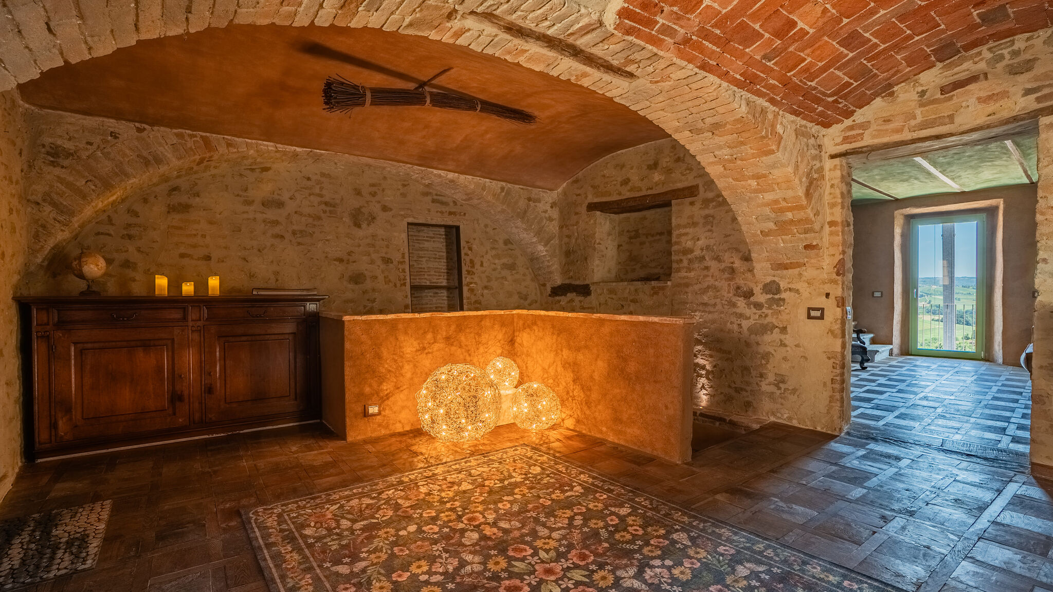 Italianway Monforte d'Alba Casa della Fata, dove il lusso incontra la favola