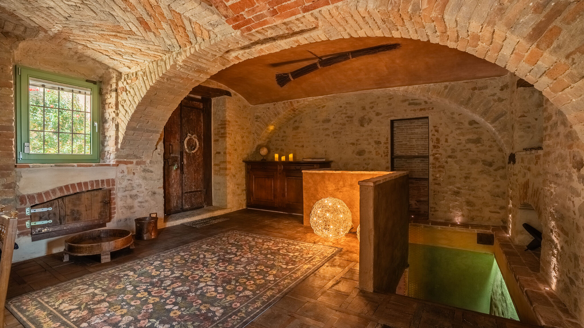 Italianway Monforte d'Alba Casa della Fata, dove il lusso incontra la favola