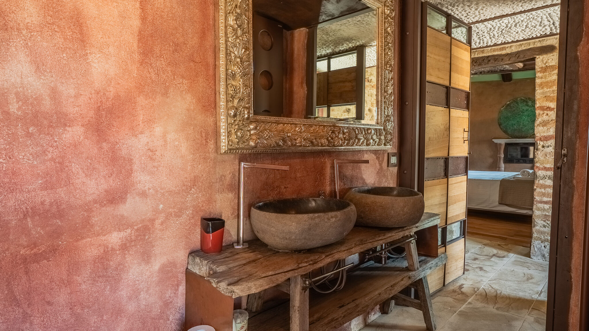 Italianway Monforte d'Alba Casa della Fata, dove il lusso incontra la favola