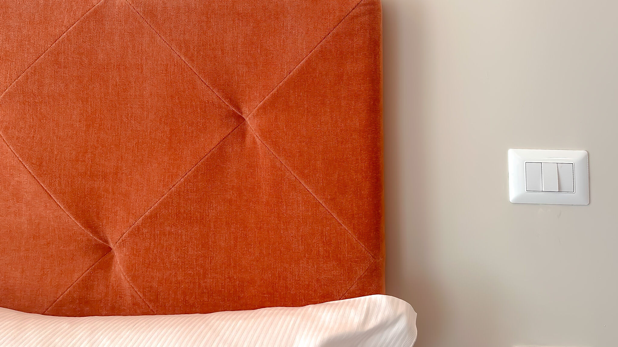 Italianway Milano Flatsharing Design Studio - Terracotta