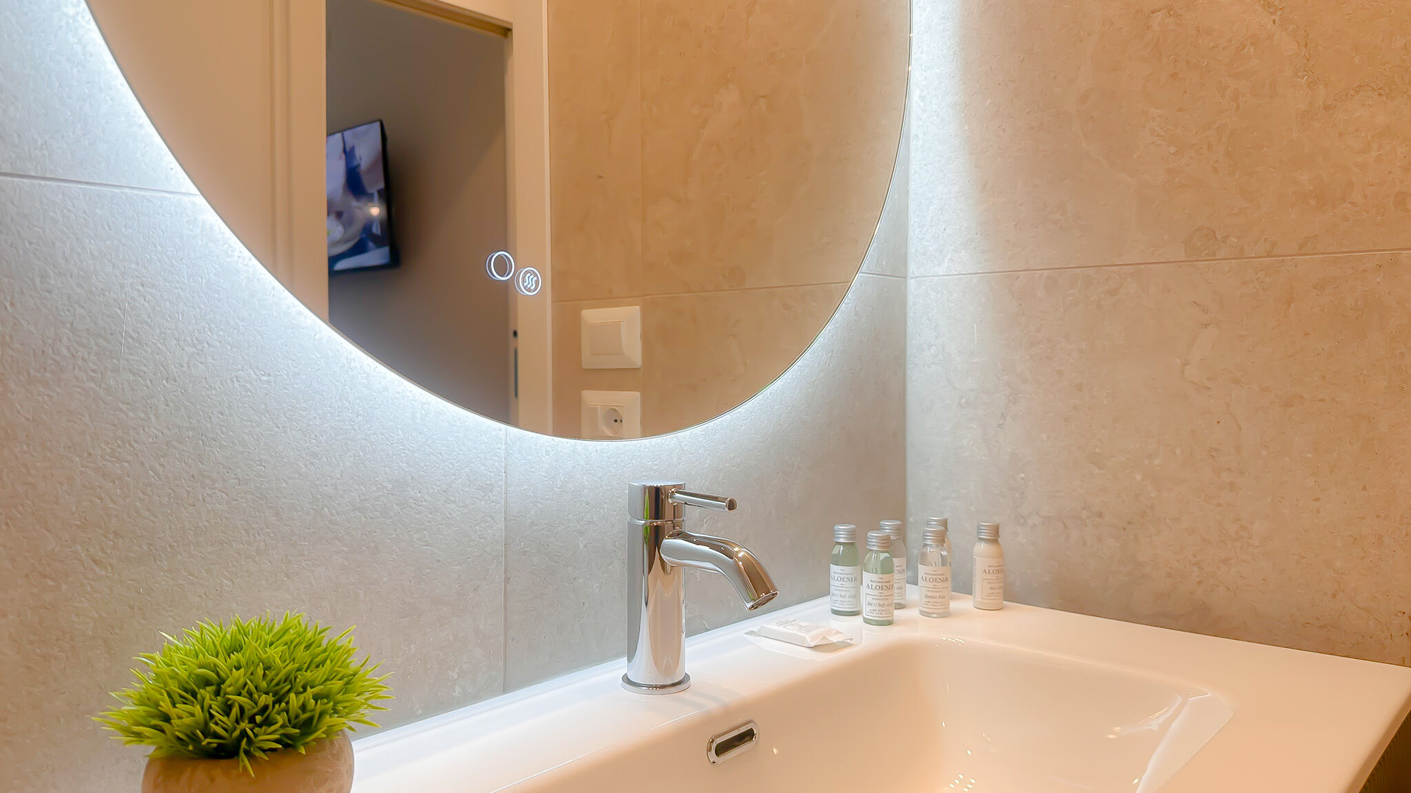 Italianway Milano Flatsharing Design Studio - Moka