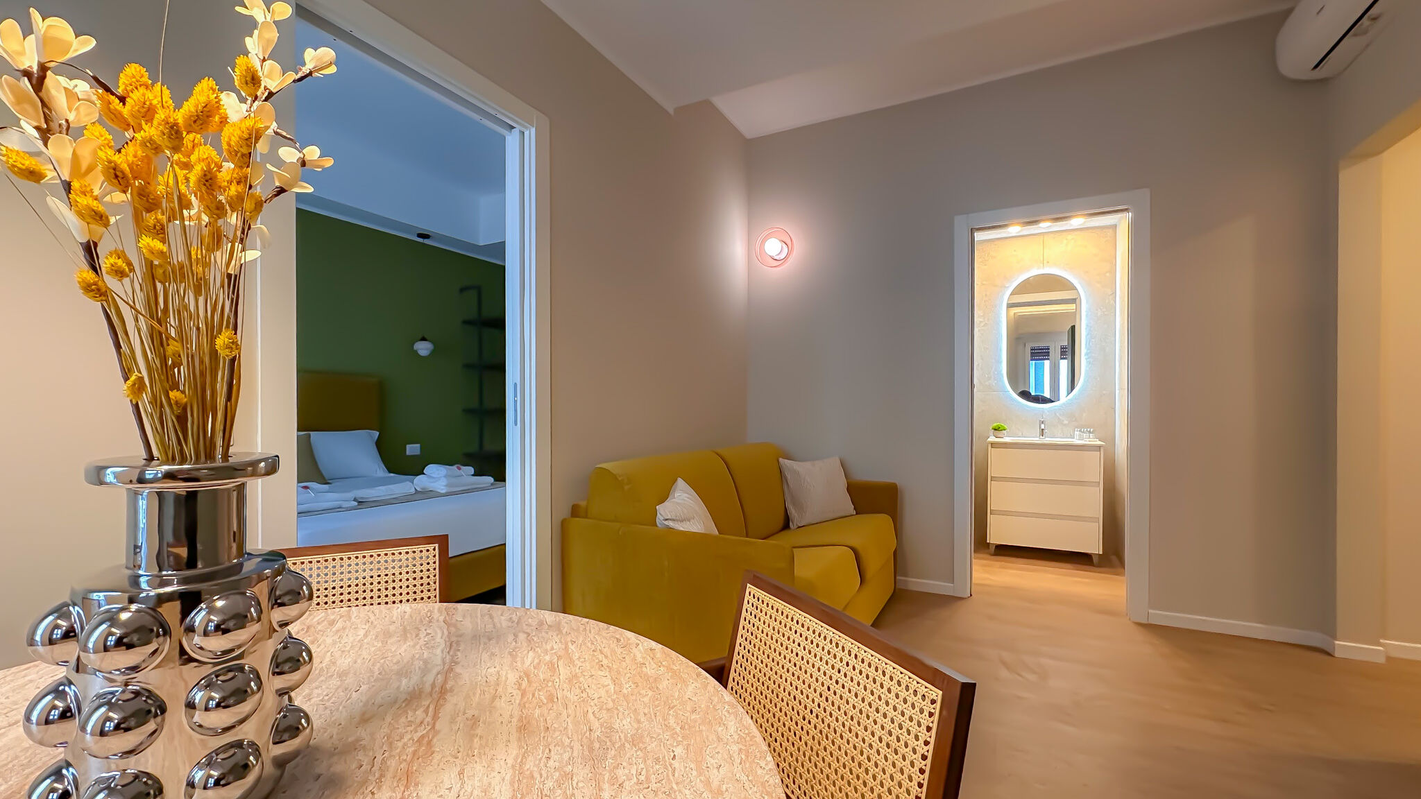Italianway Milano Flatsharing Design Suite - Ambra