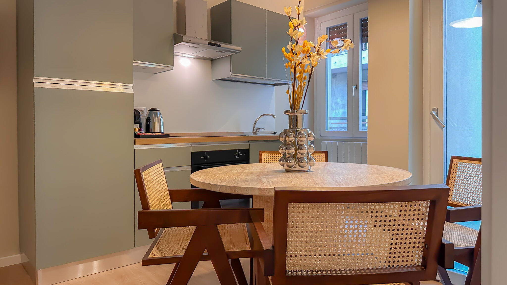 Italianway Milano Flatsharing Design Suite - Ambra
