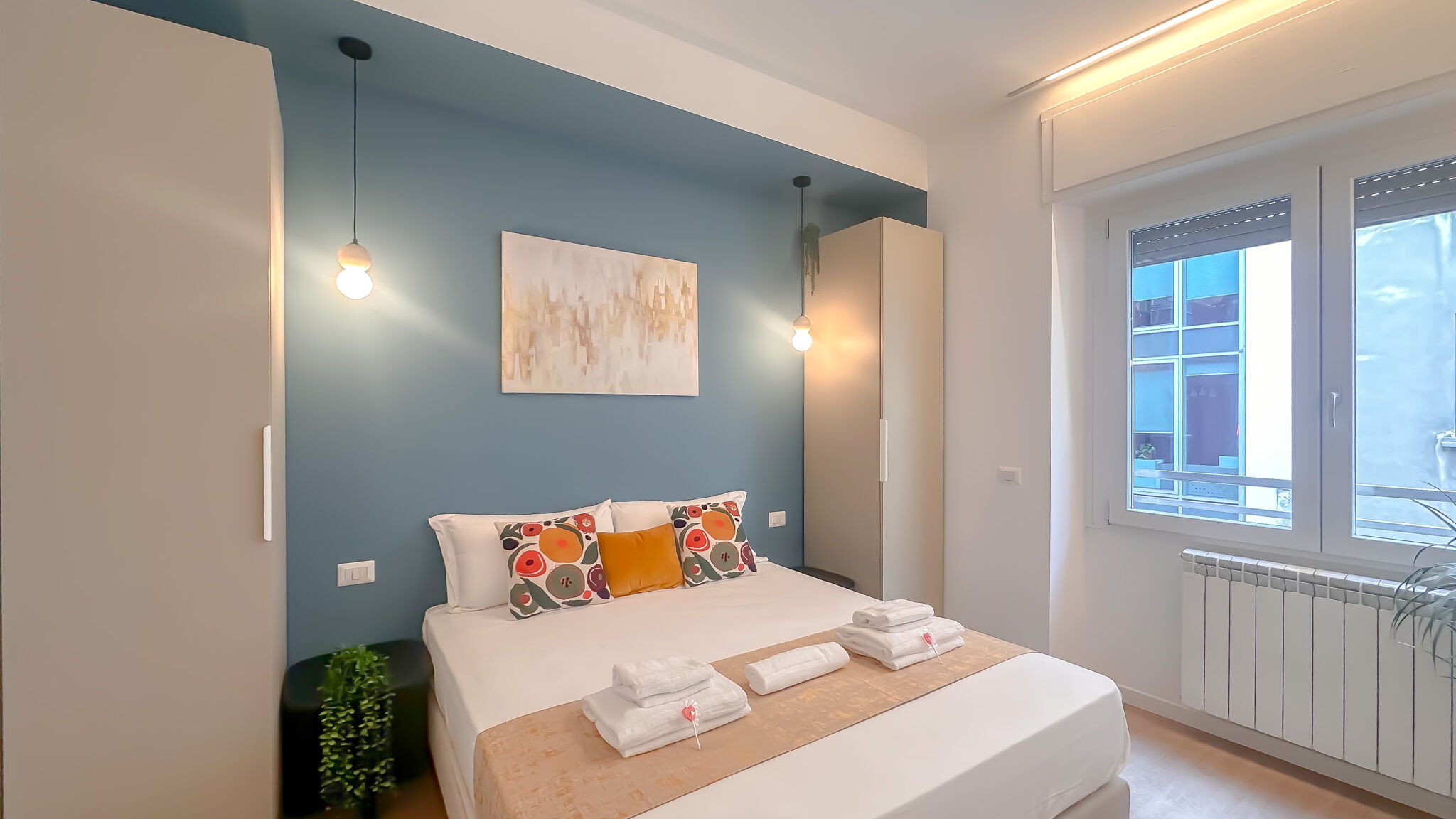 Italianway Milano Flatsharing Design Suite - Indaco