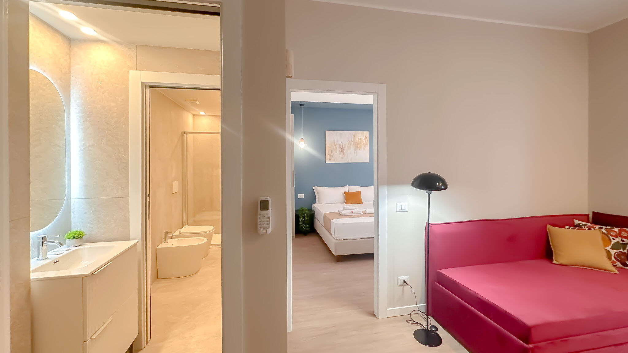 Italianway Milano Flatsharing Design Suite - Indaco