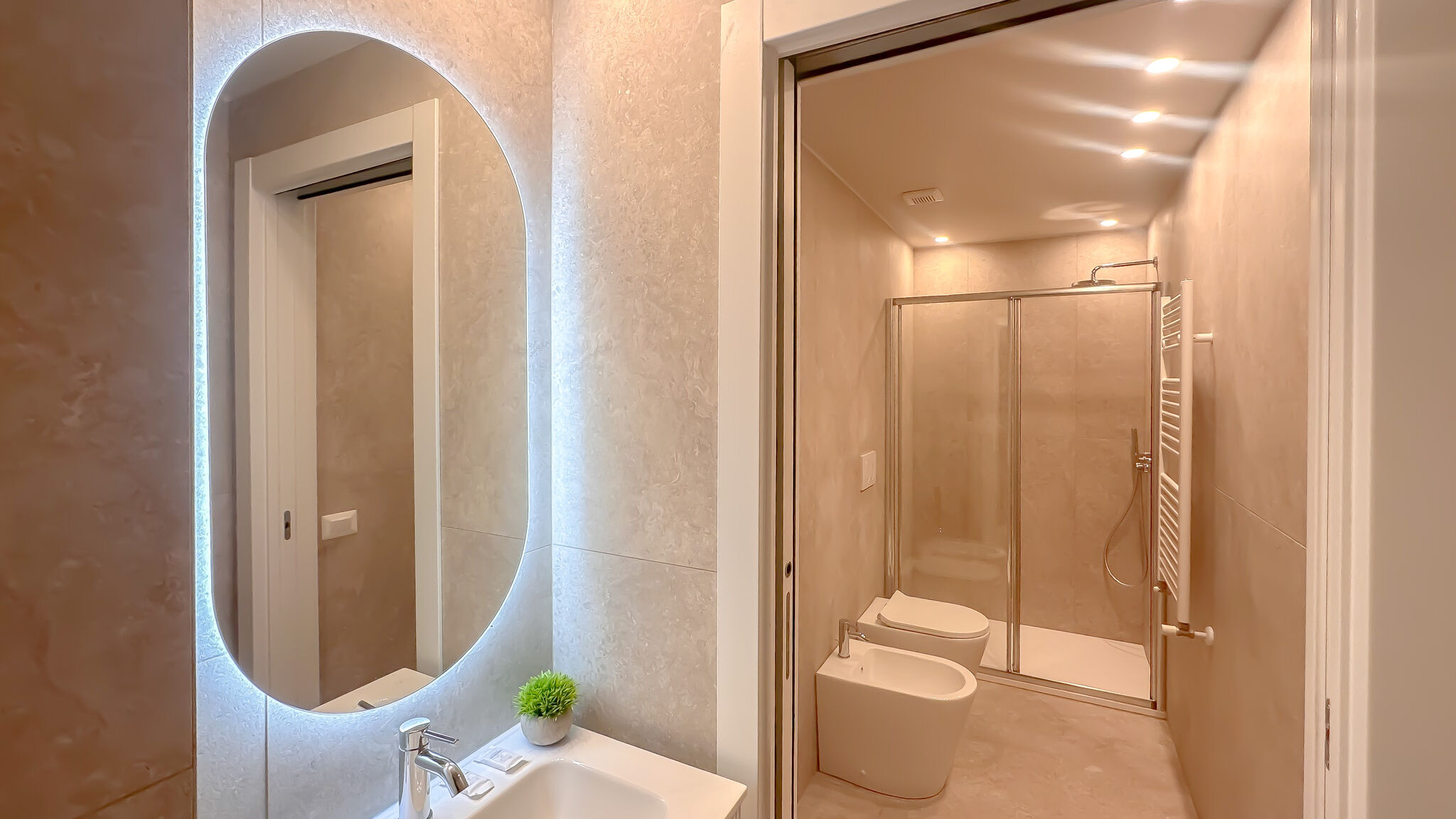 Italianway Milano Flatsharing Design Suite - Indaco