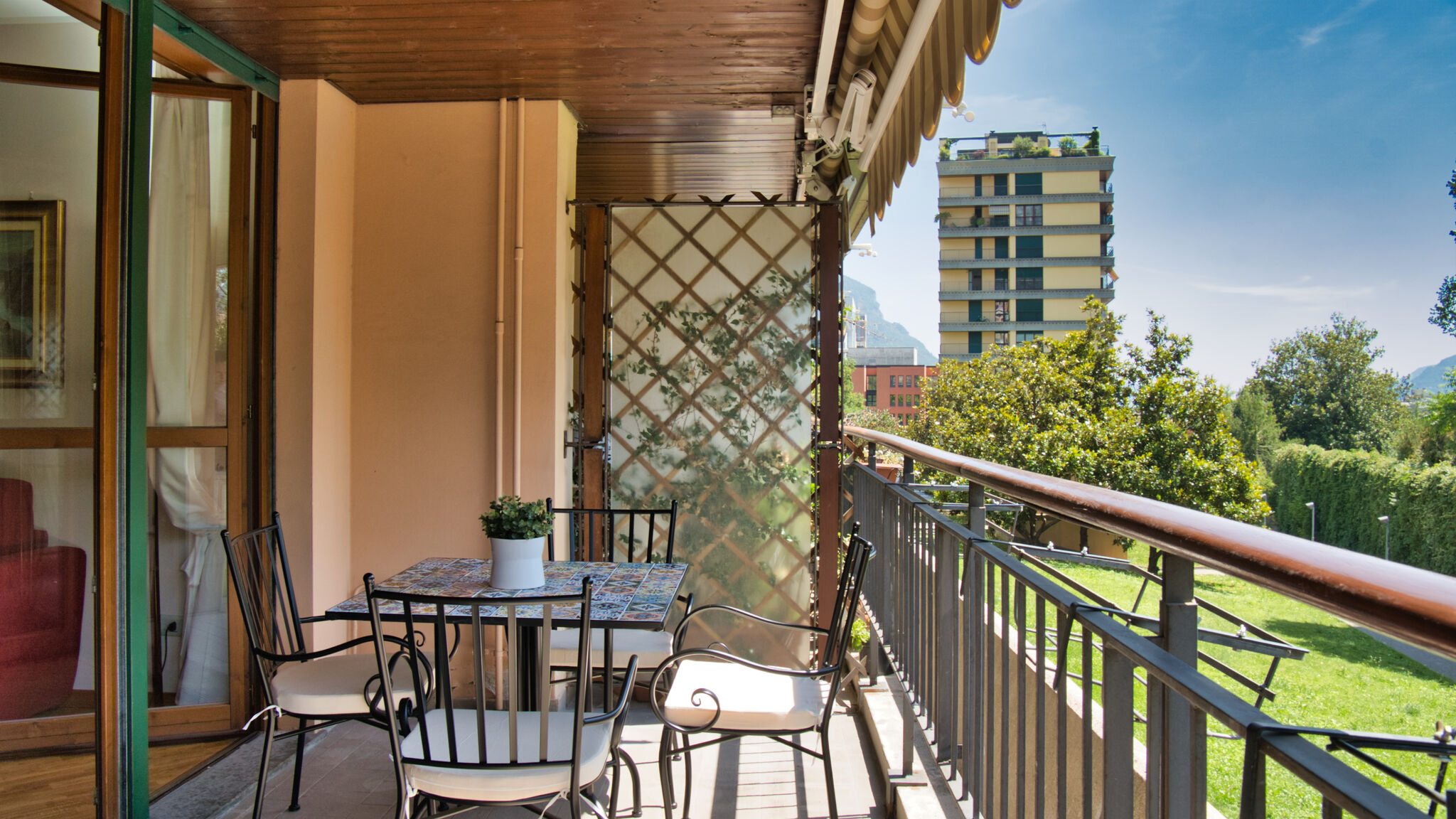 Italianway Lecco Green Terrace Apartment in Lecco Center
