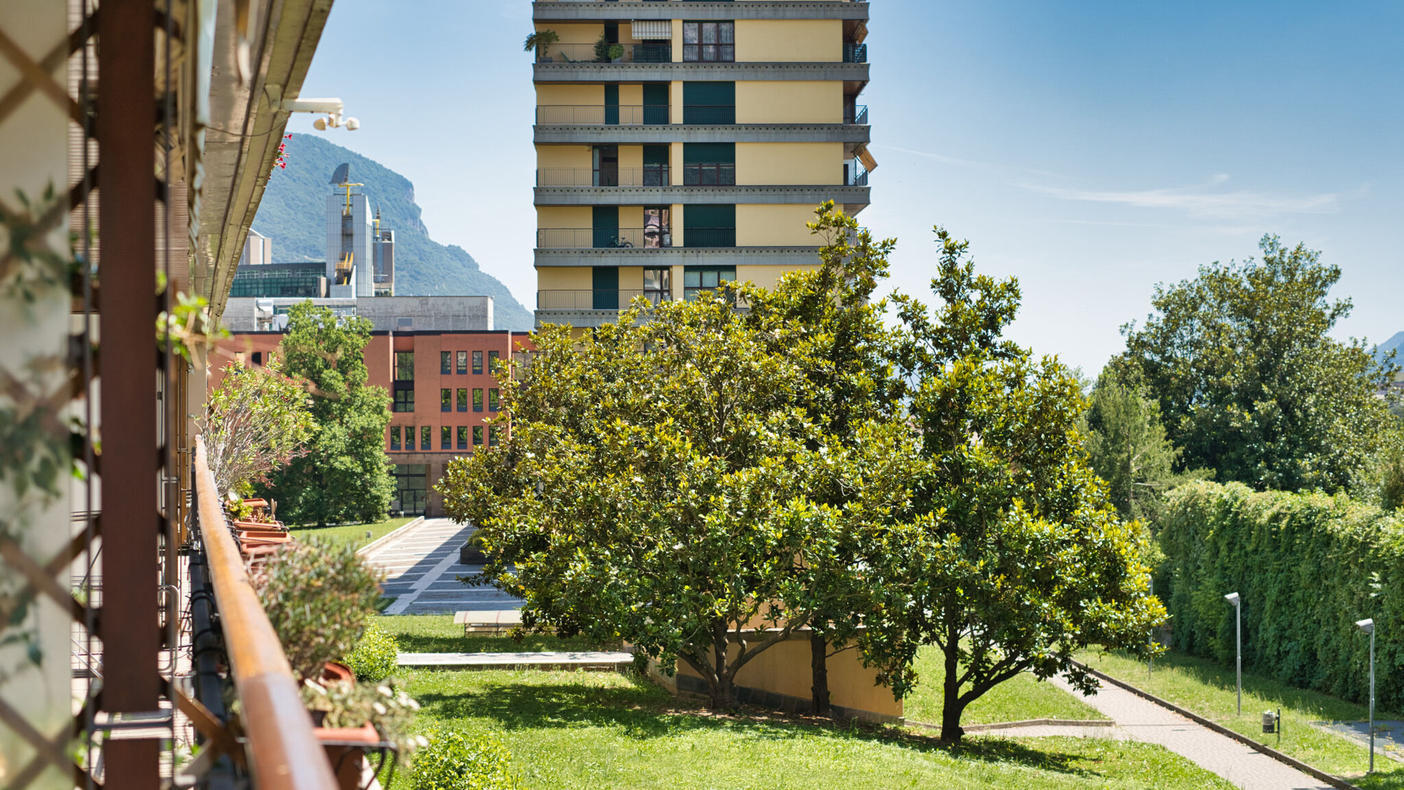 Italianway Lecco Green Terrace Apartment in Lecco Center