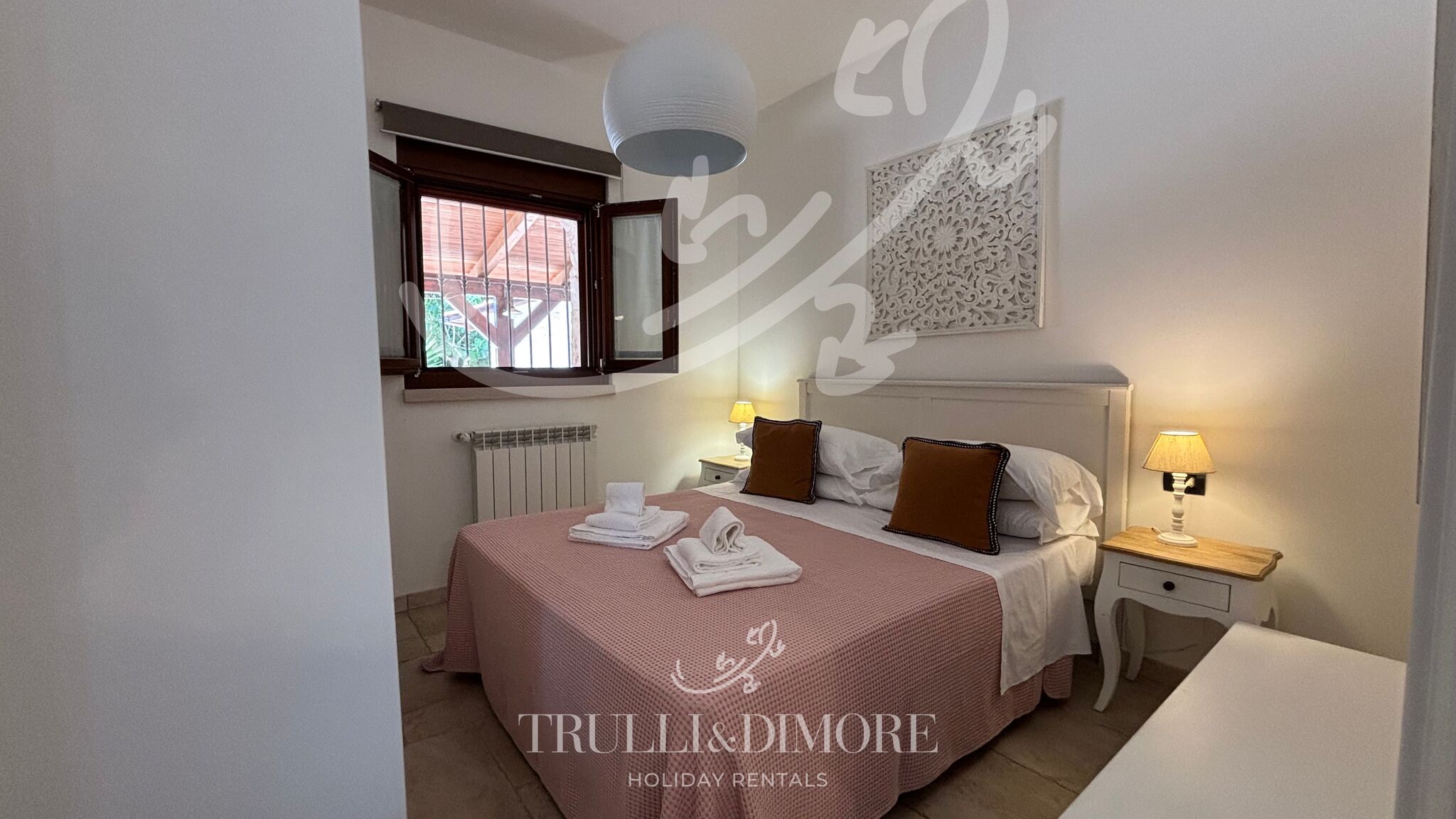 Italianway Castellana Grotte TD Villa Luna Trulli with Large Pool