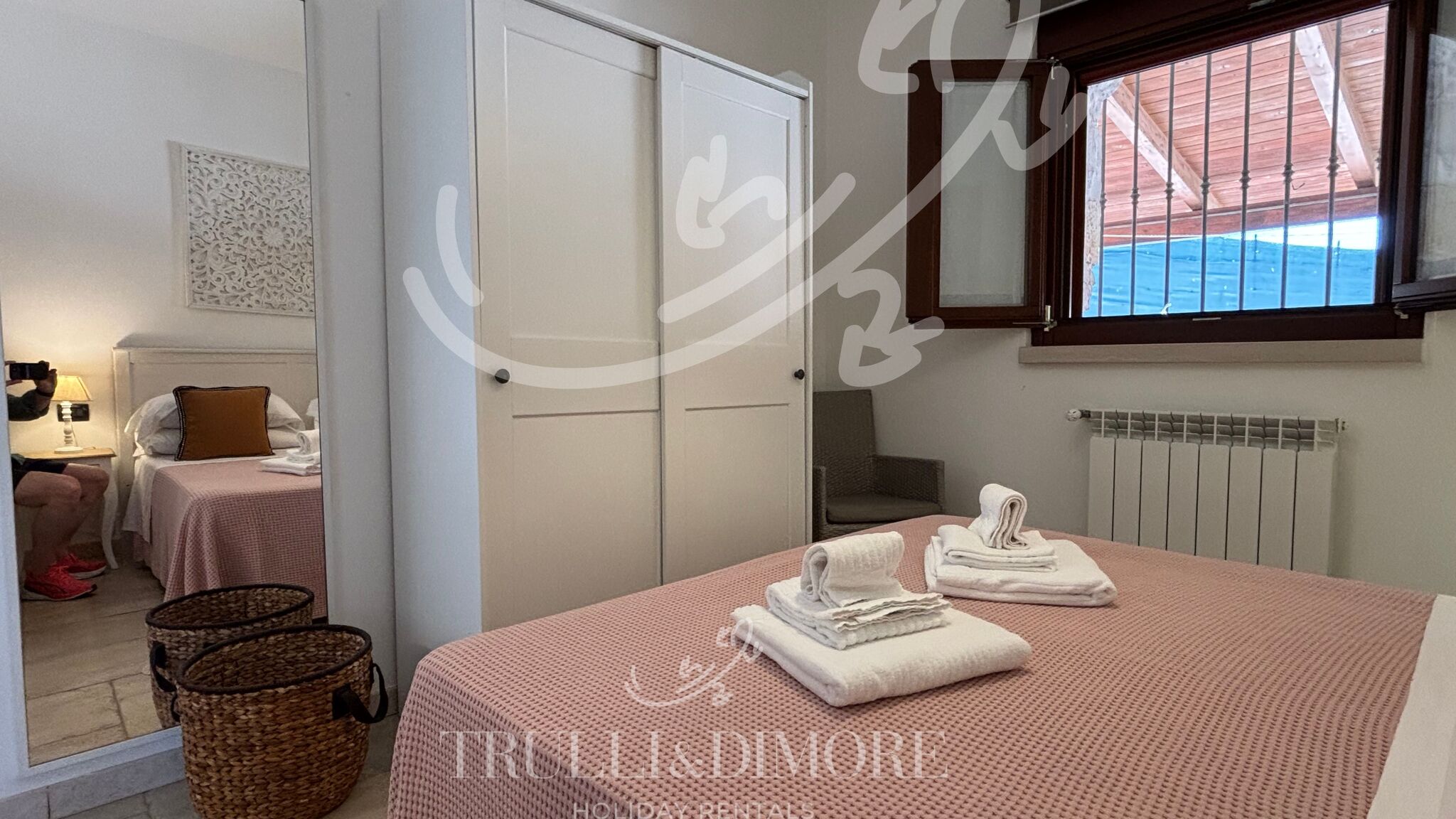 Italianway Castellana Grotte TD Villa Luna Trulli with Large Pool