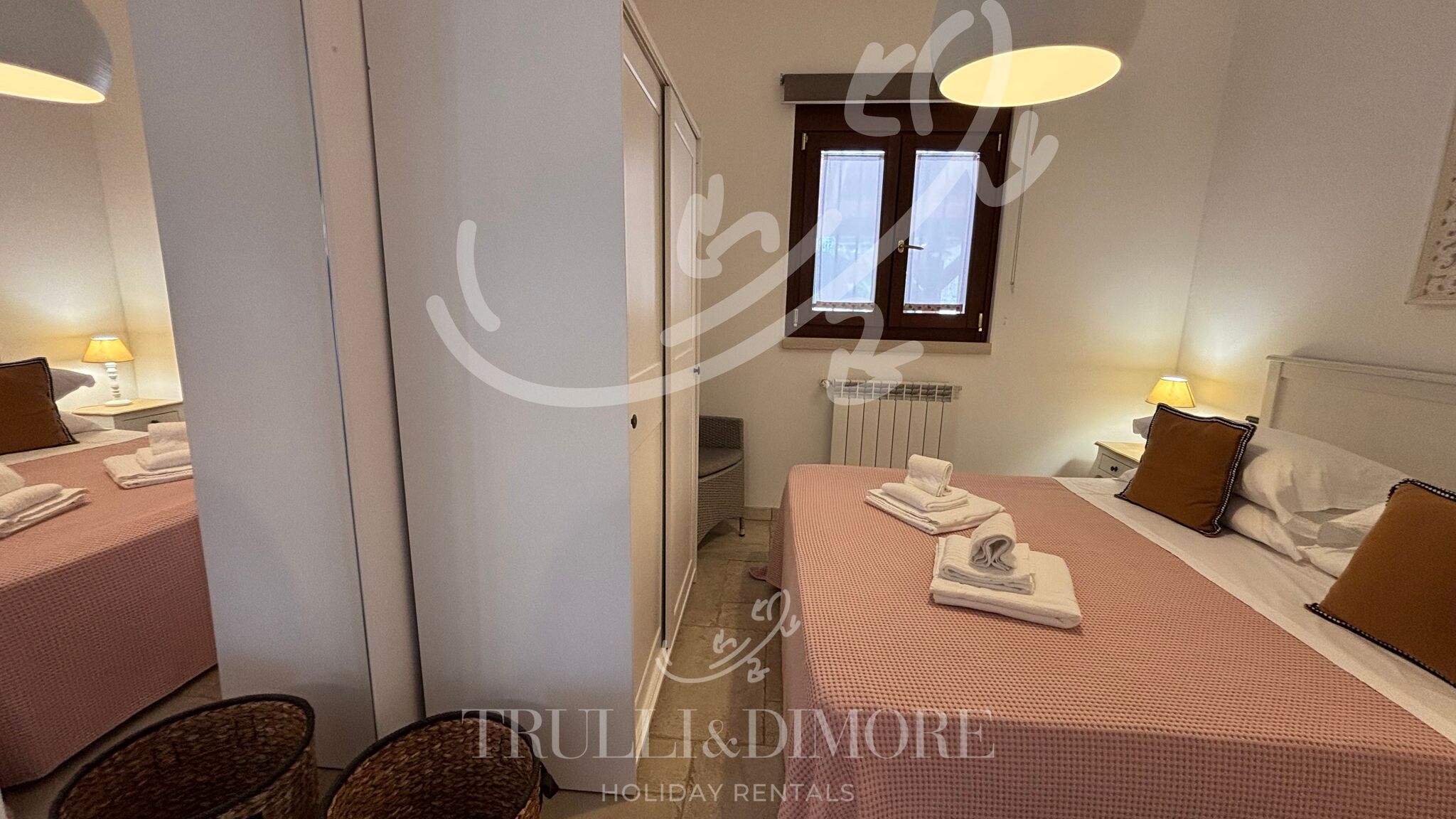 Italianway Castellana Grotte TD Villa Luna Trulli with Large Pool