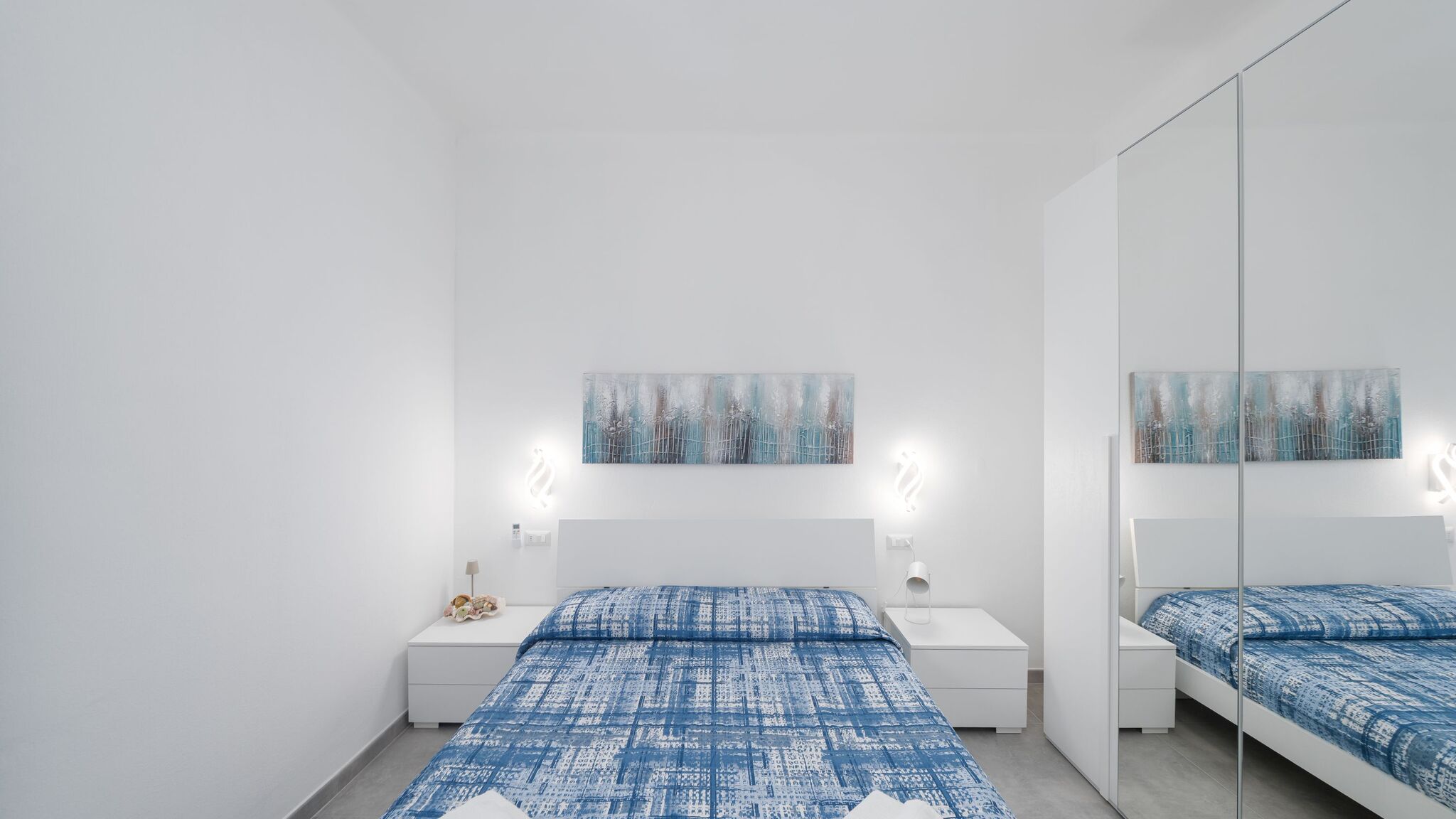Italianway Monterosso al Mare Charlie 89 Modern Apt with A/C in the center
