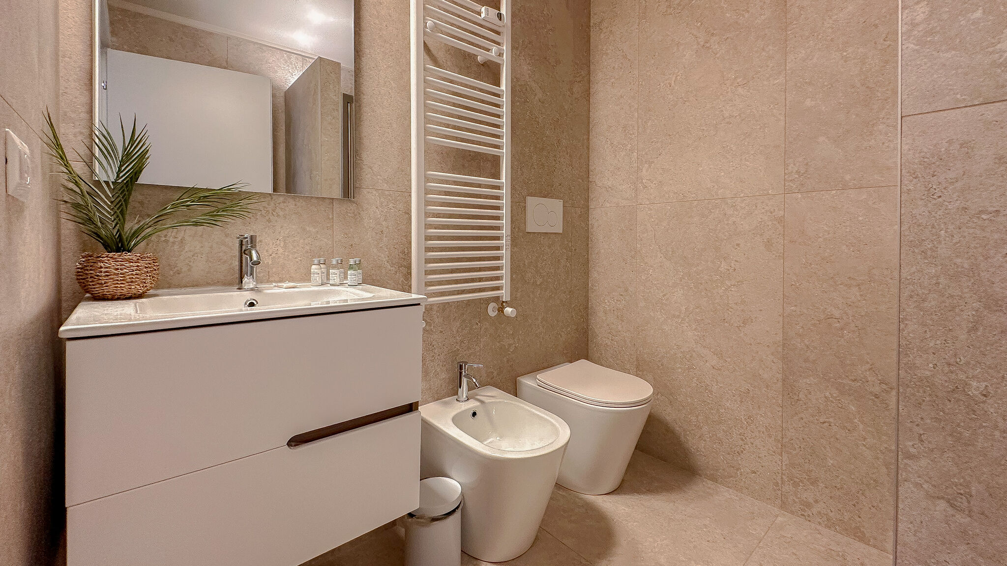Italianway Milano Flatsharing - Gioia Bordeaux suite - 1 bedroom