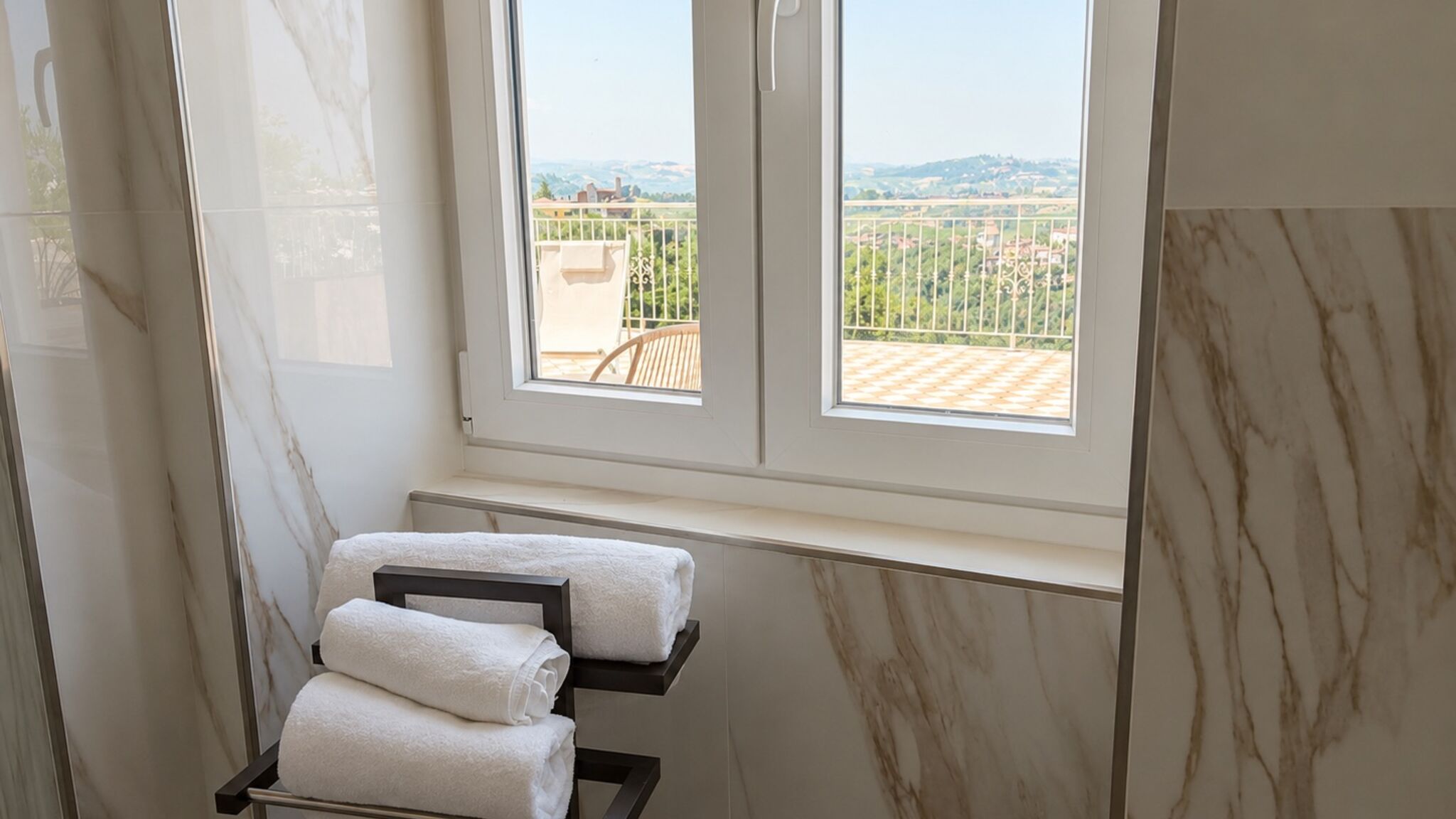 Italianway Stradella Terrazza Bellavista - Master Suite Del notaio
