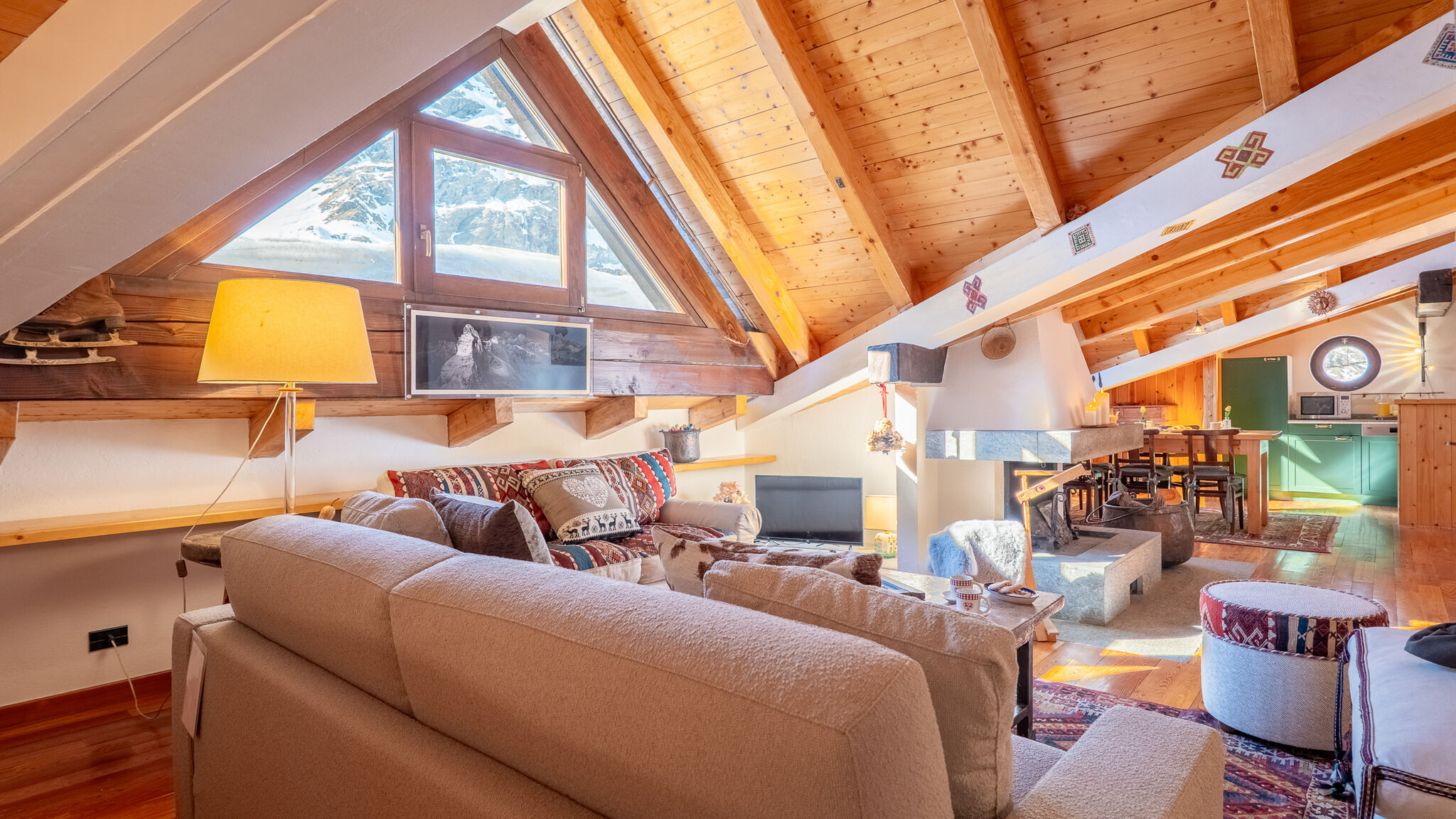Italianway Valtournenche The Aimone - Historic Alpine Retreat