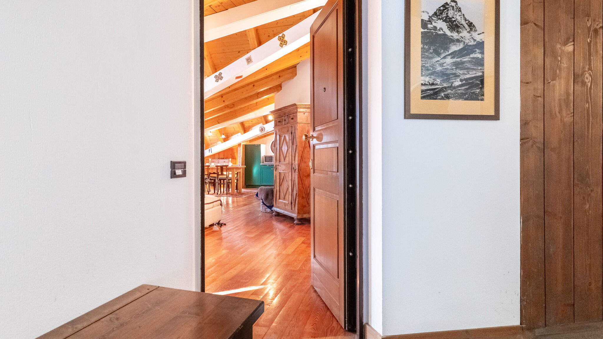 Italianway Valtournenche The Aimone - Historic Alpine Retreat