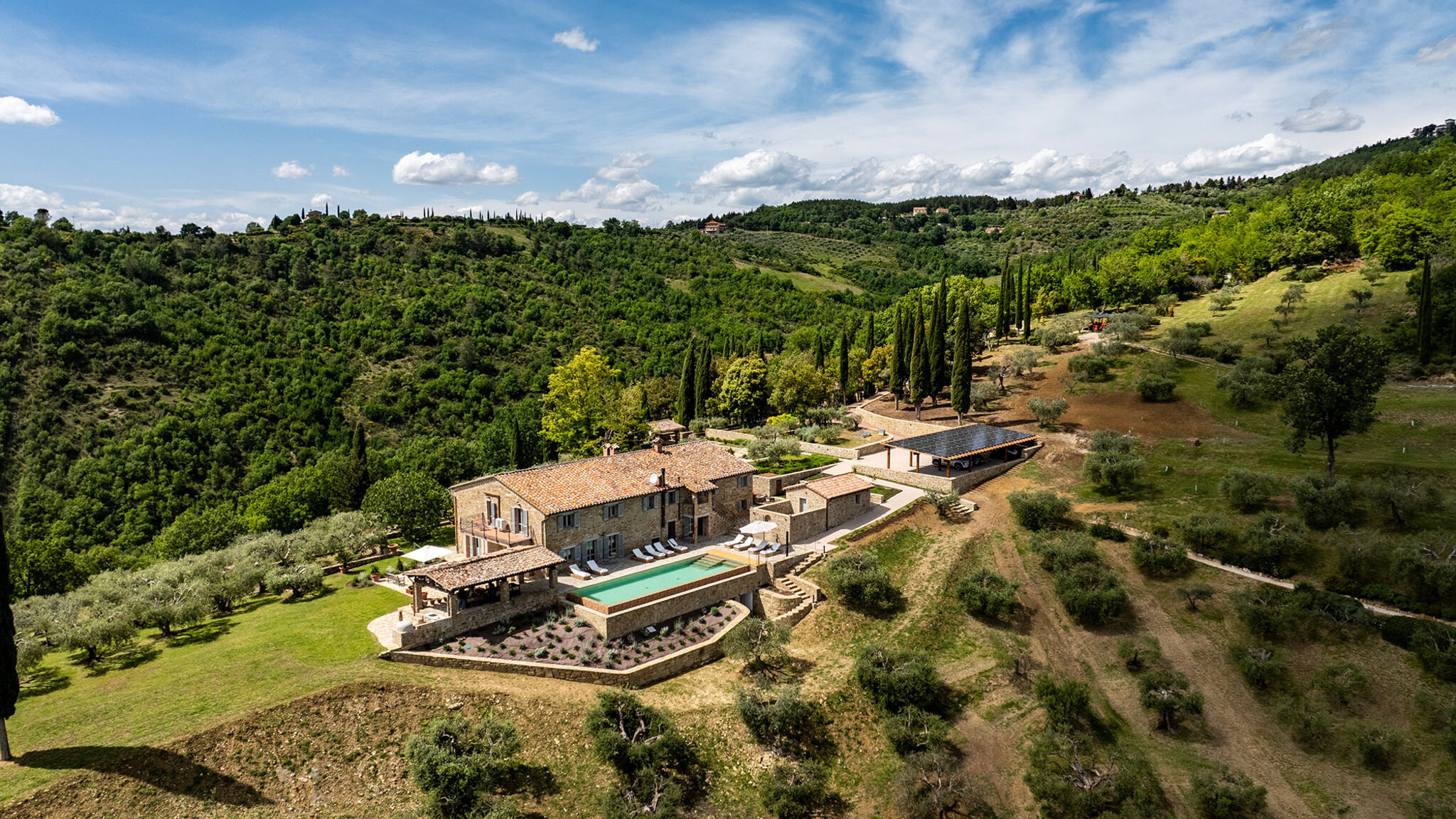 Italianway Gubbio Tenuta Santa Cristina 10