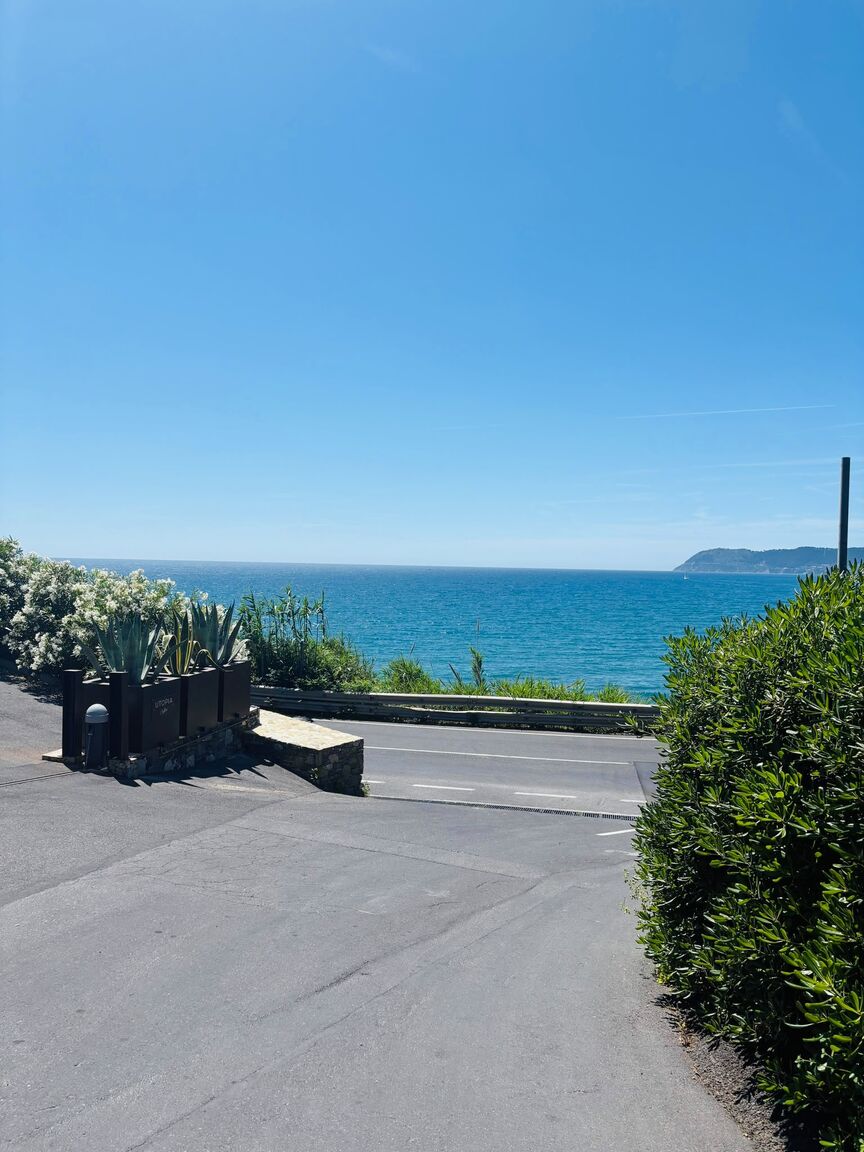Italianway Alassio Relax ad Alassio | Terrazza e Posto Auto