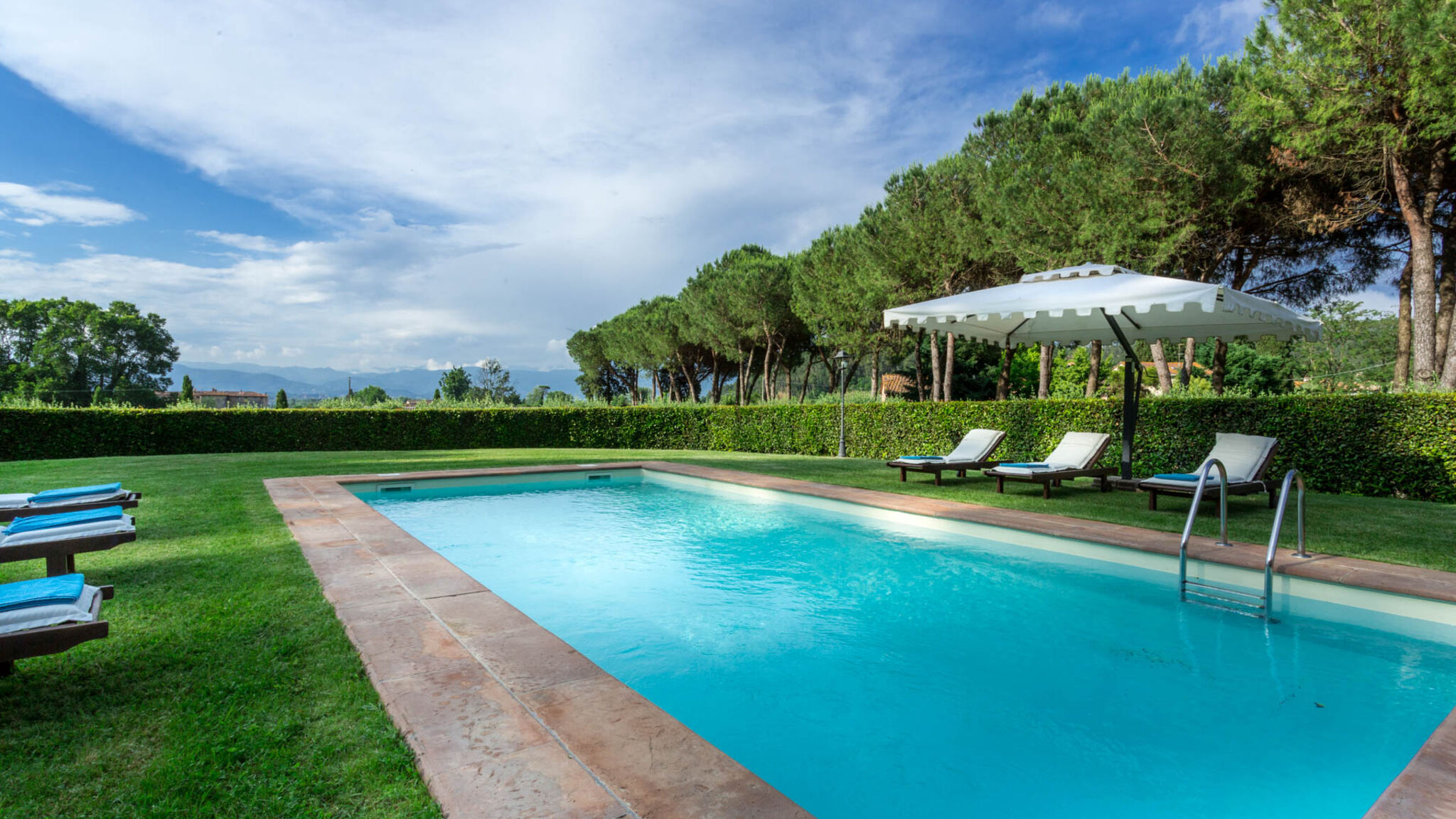 Italianway Capannori Villa Iris by Elite Villas