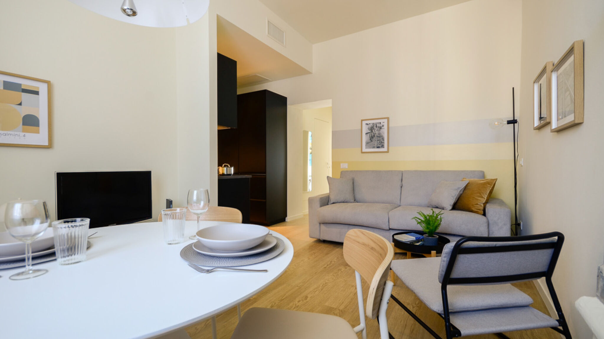 Italianway Milano Salmini House - Elegance in Porta Romana Milano