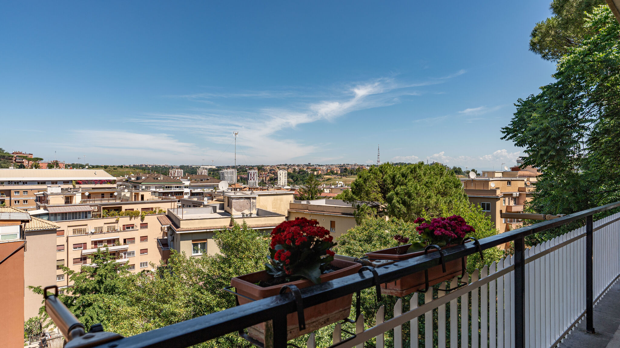 Italianway Roma Central Apt + Parking – by Viva Domus