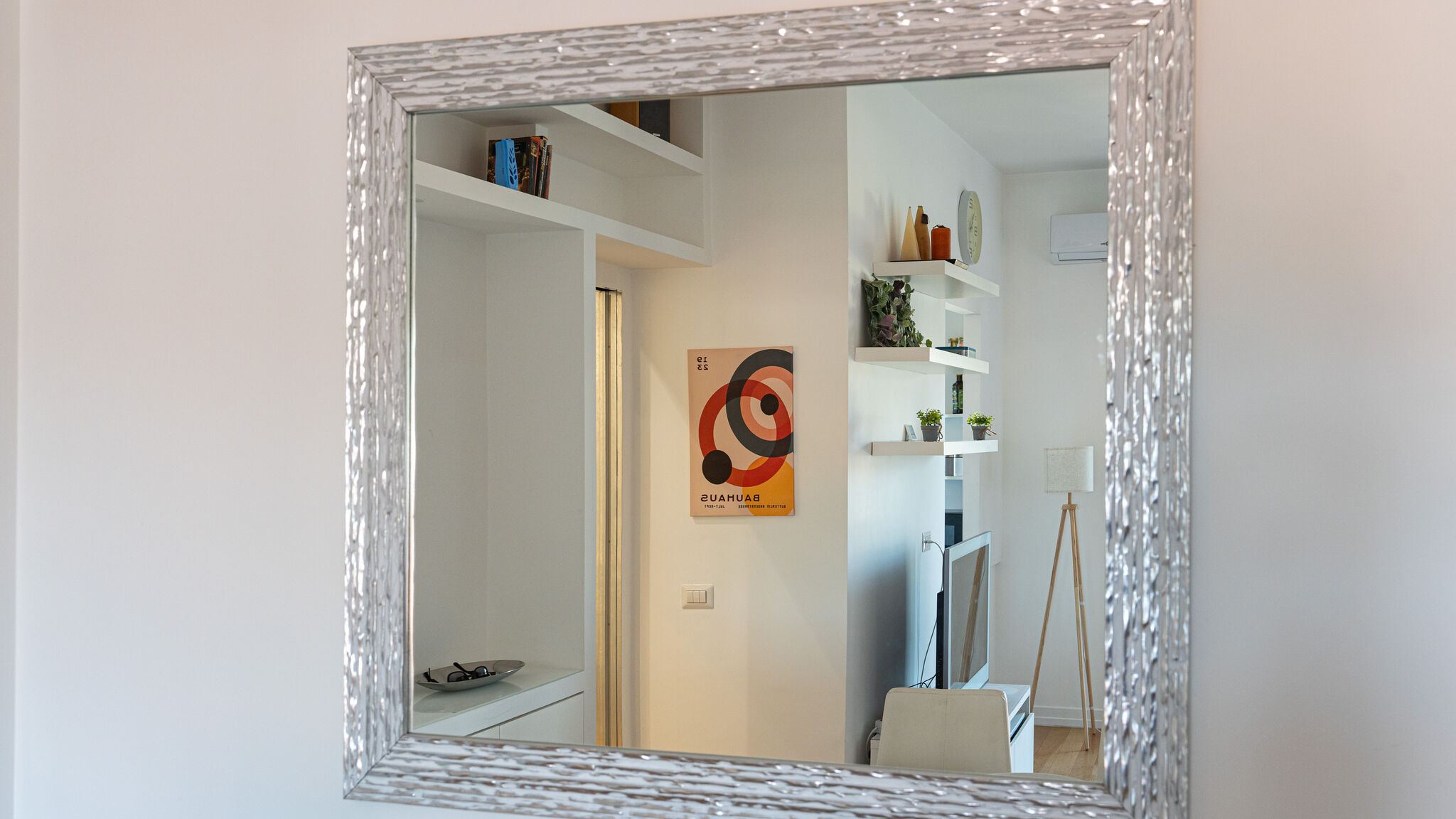 Italianway Roma Central Apt + Parking – by Viva Domus