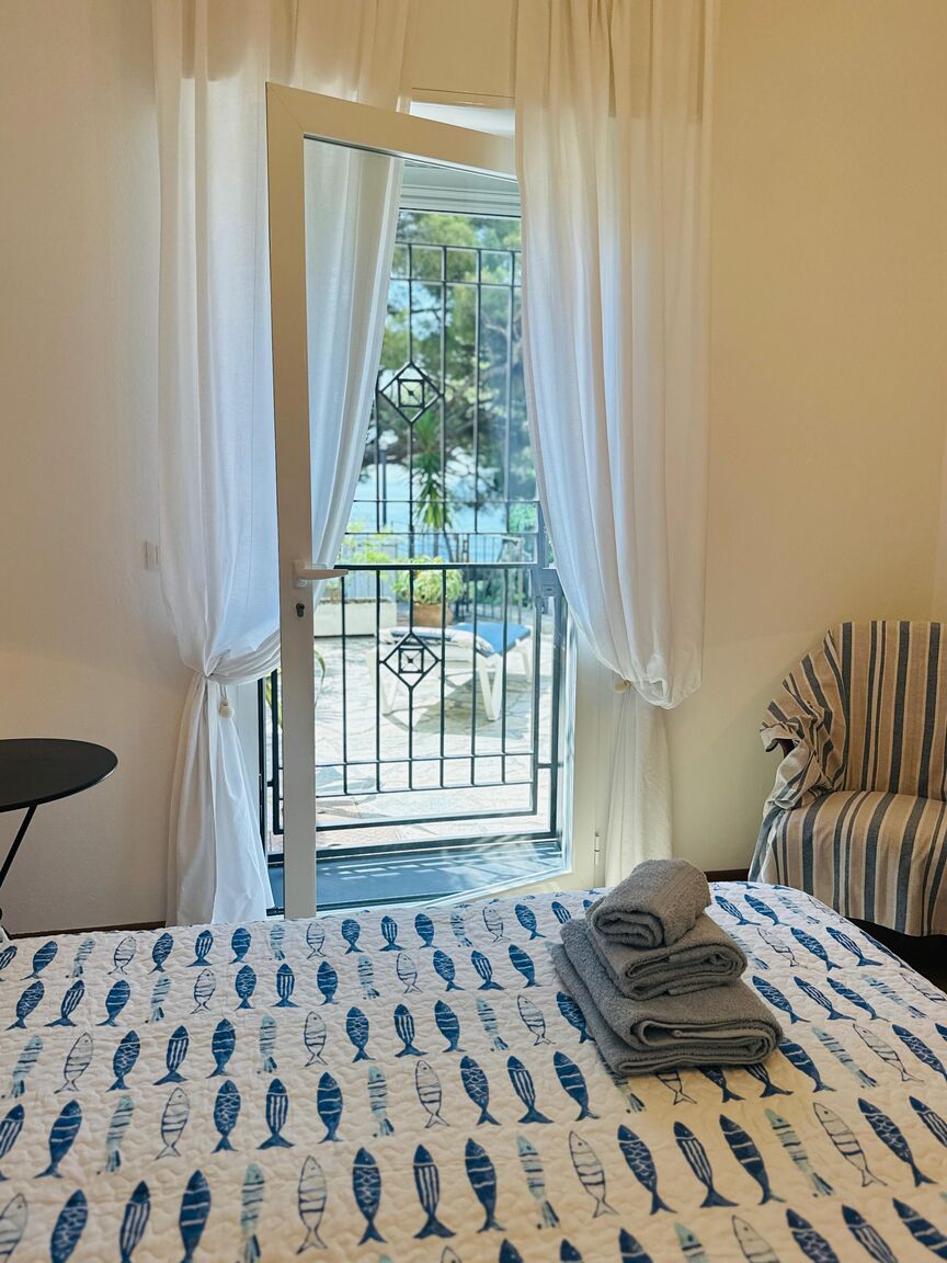 Italianway Andora Villa Fronte Mare Con Terrazza