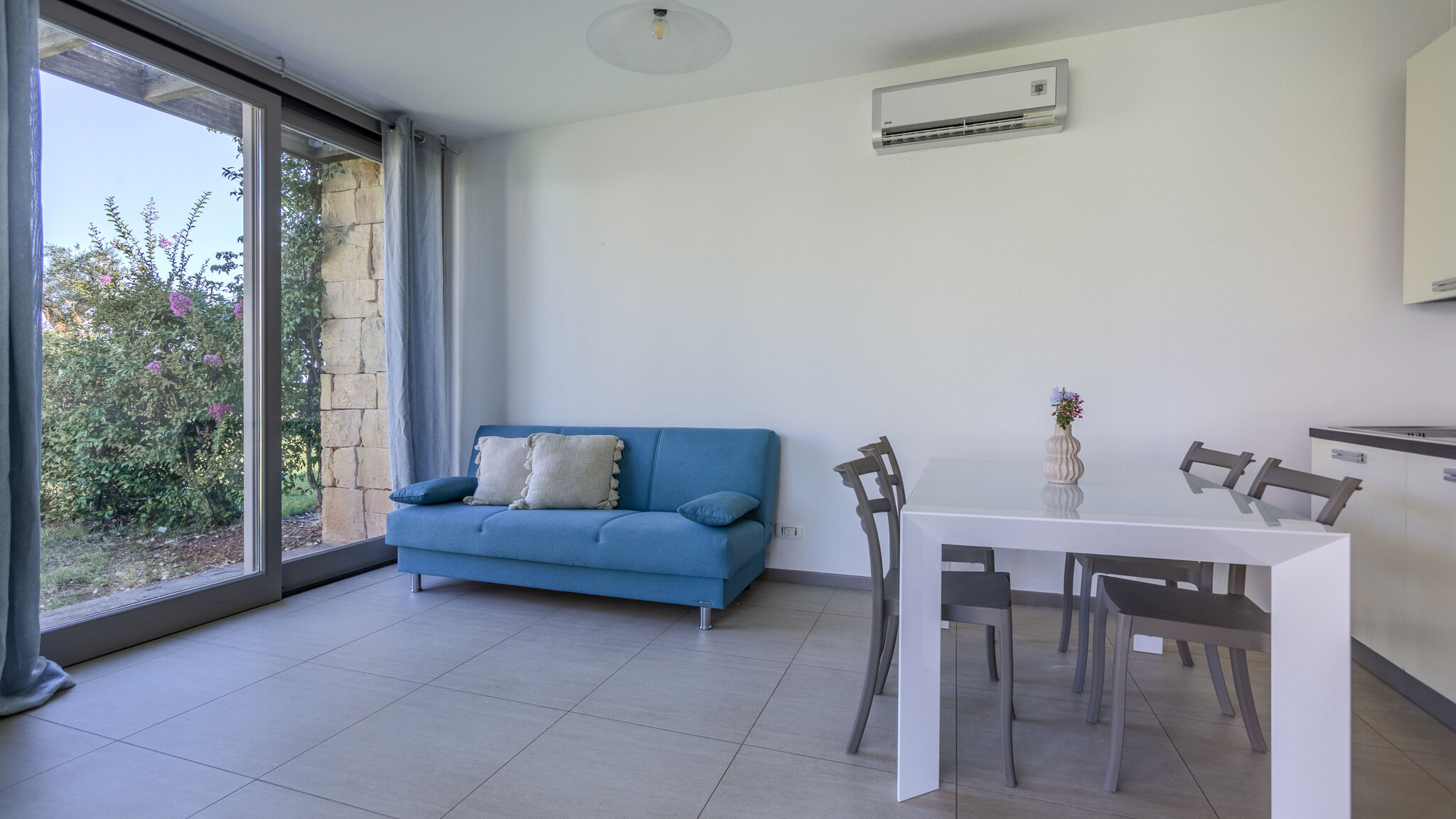 Italianway Masainas Golden Stone Villa: Pool & Relax