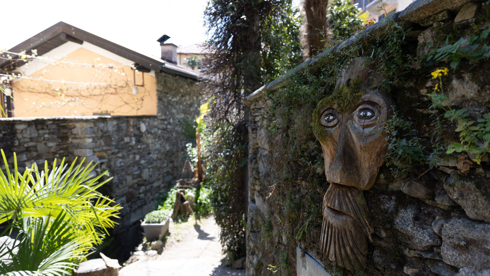 Lago Maggiore - Rentals & Estate Cannobio Antica Villa Branca by Lago Maggiore Rentals 