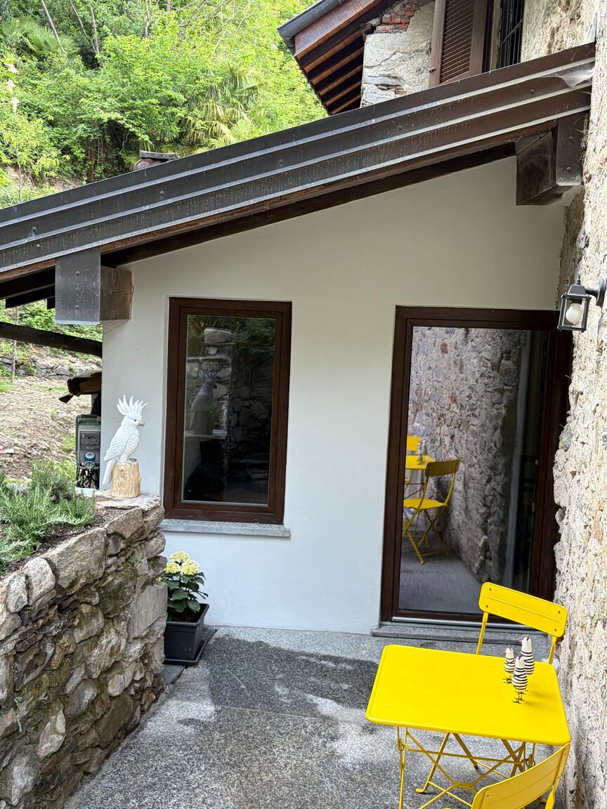 Lago Maggiore - Rentals & Estate Cannobio Antica Villa Branca by Lago Maggiore Rentals 