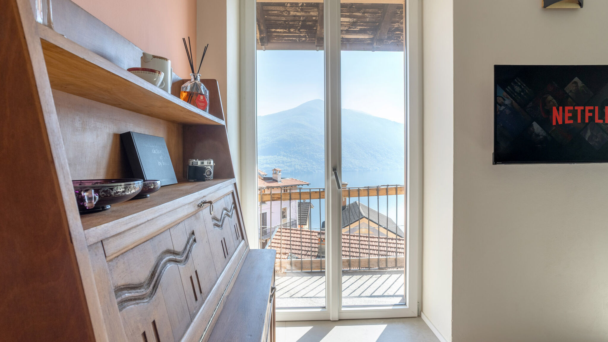 Lago Maggiore - Rentals & Estate Cannobio Antica Villa Branca by Lago Maggiore Rentals 
