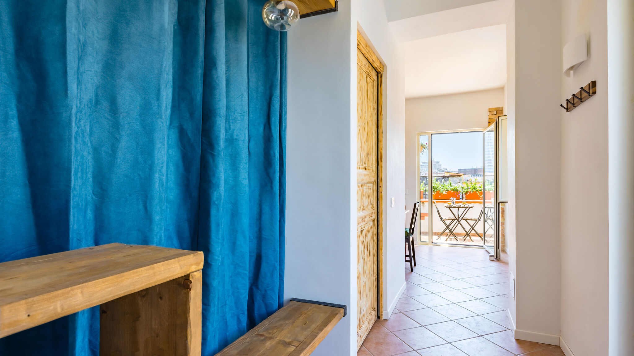 Italianway Napoli Pazzariello Roof by NapoliApartments