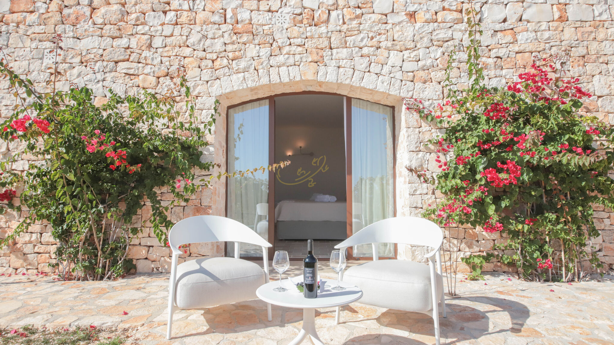 Trulli e Dimore Property Management Monopoli TD Tenuta Donna Madia Sea View Pool Over Vineyard