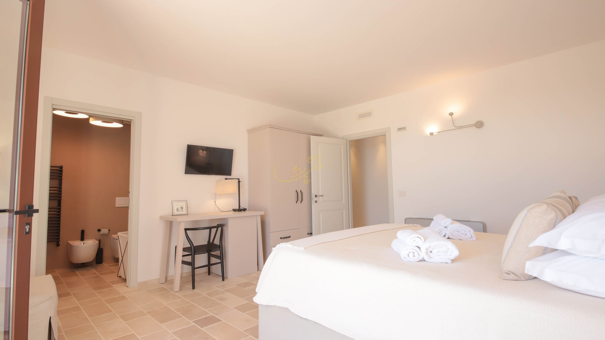 Trulli e Dimore Property Management Monopoli TD Tenuta Donna Madia Sea View Pool Over Vineyard