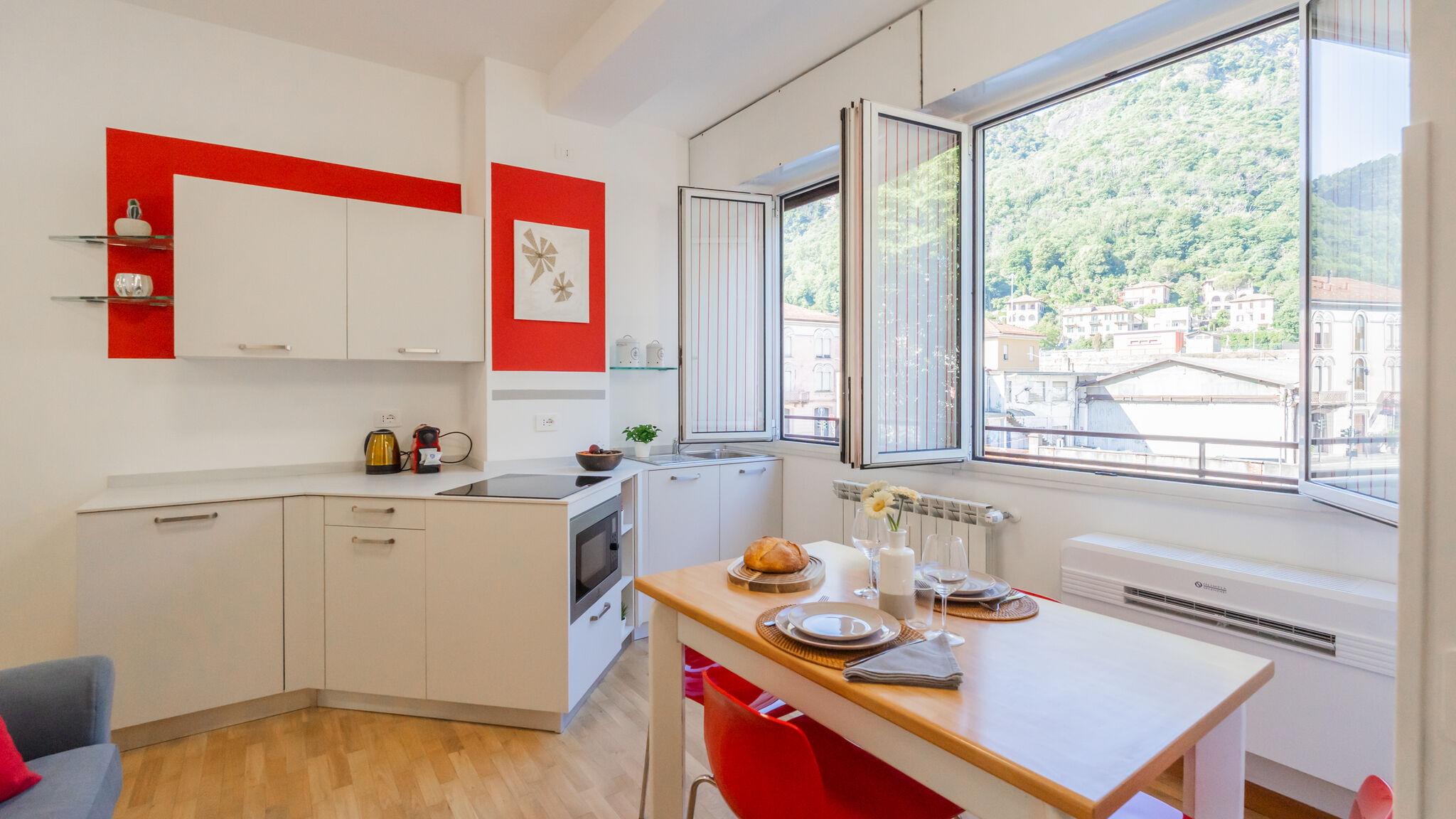 Italianway Como Nineteen by Rent All Como