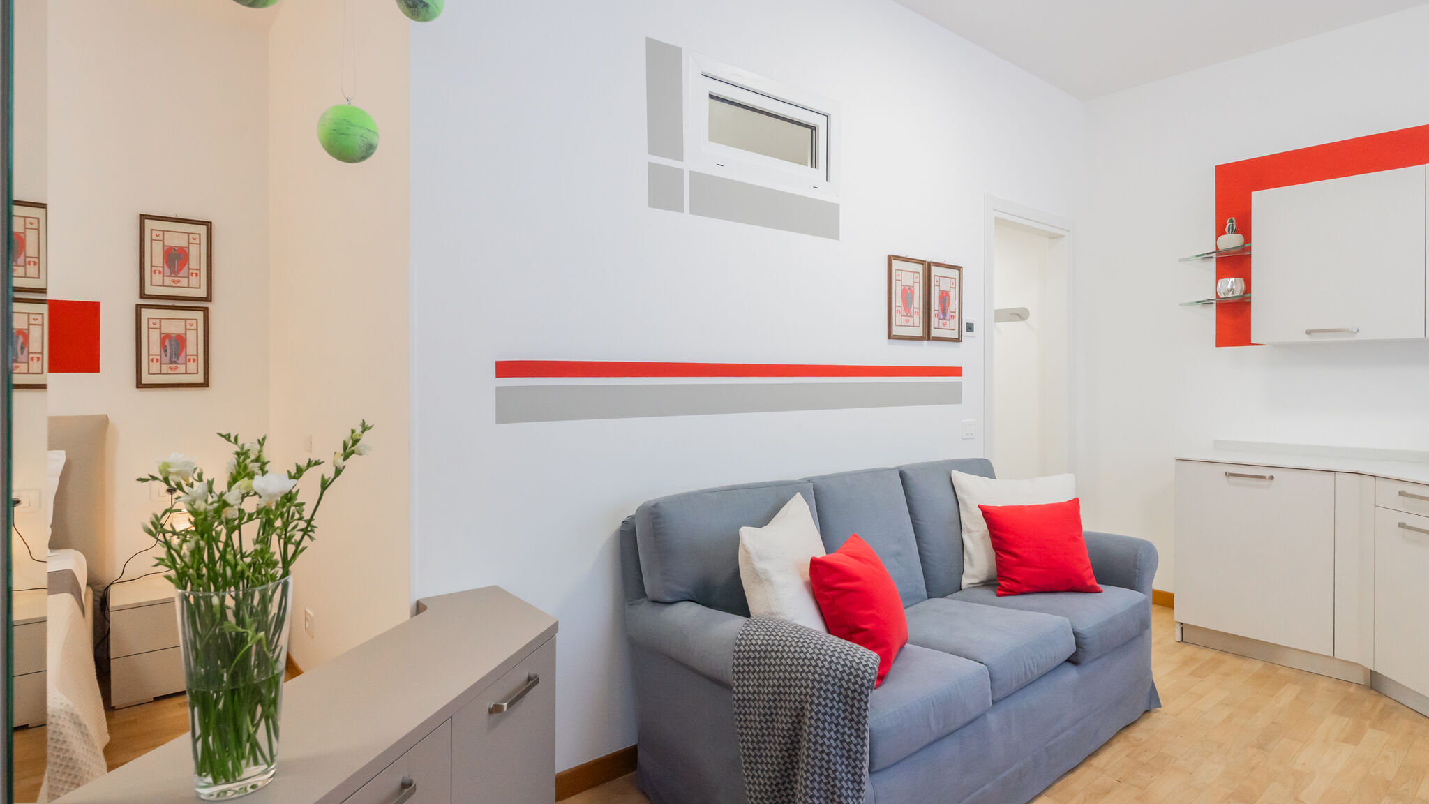Italianway Como Nineteen by Rent All Como