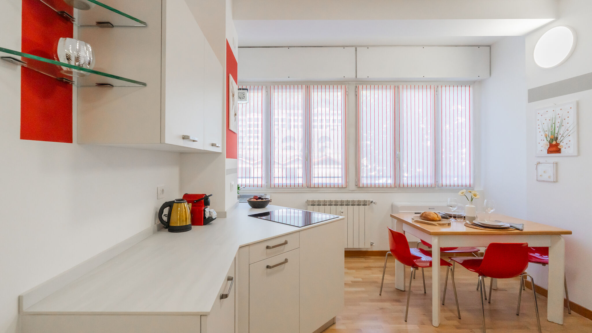 Italianway Como Nineteen by Rent All Como