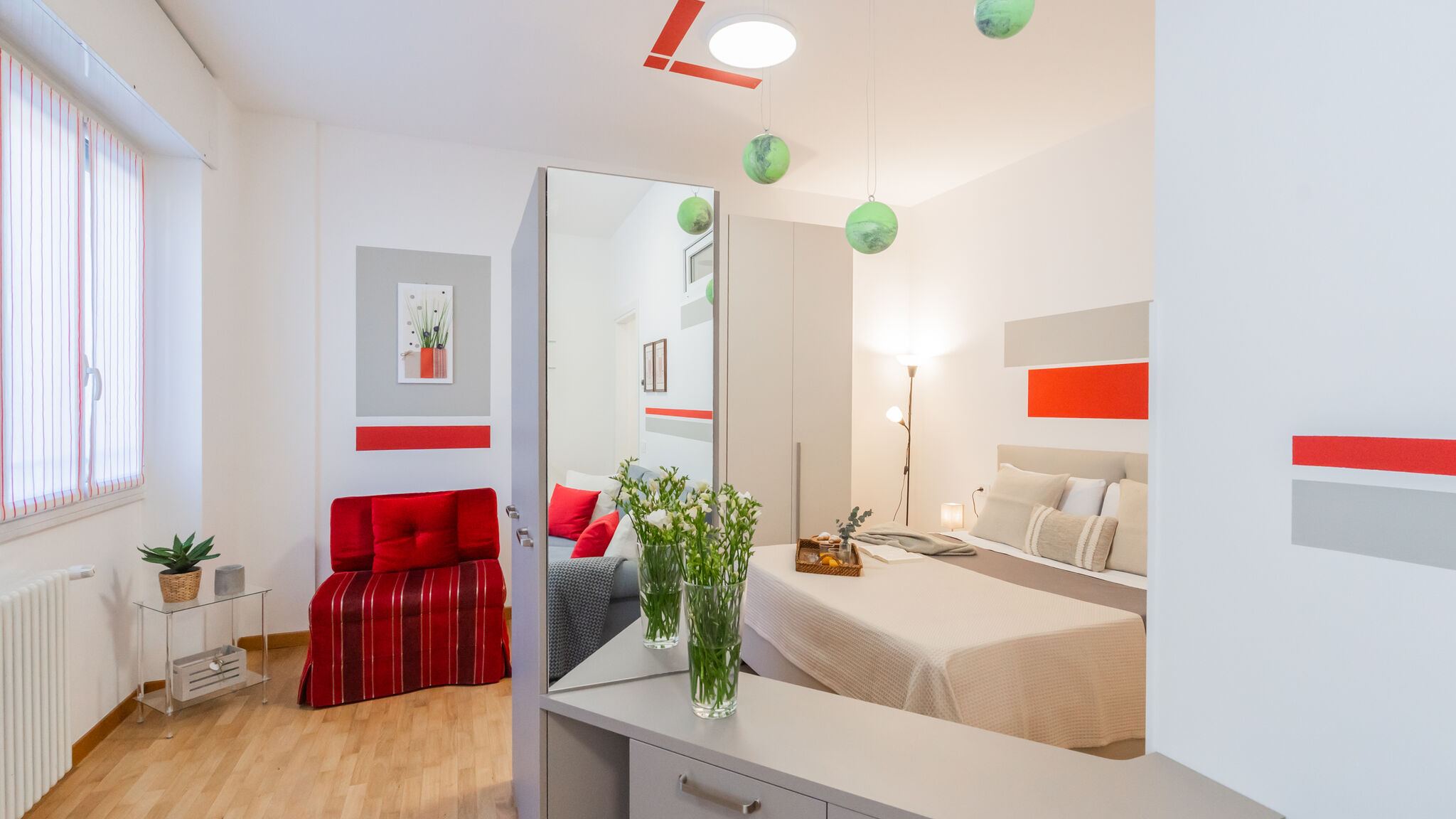 Italianway Como Nineteen by Rent All Como