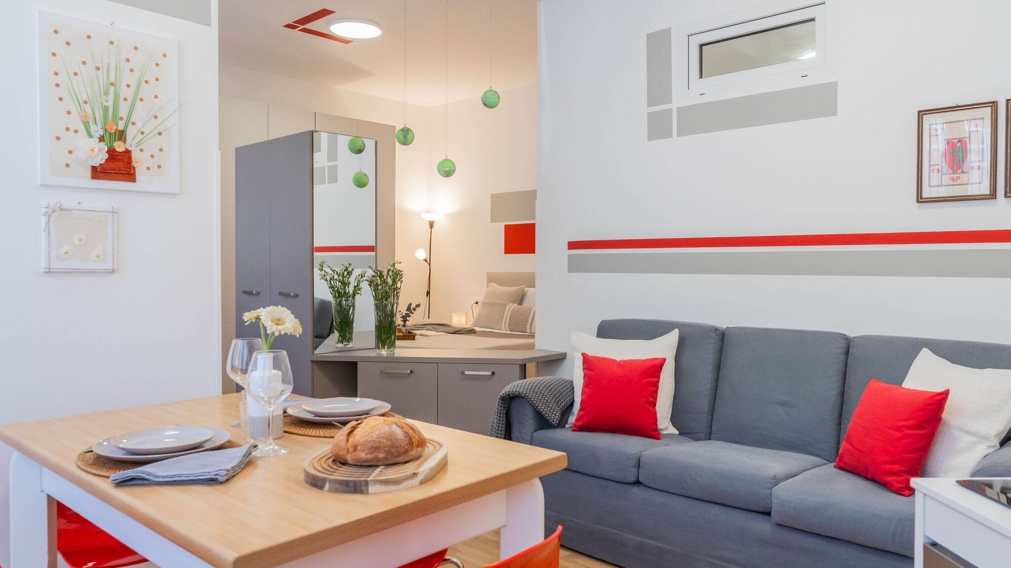 Italianway Como Nineteen by Rent All Como