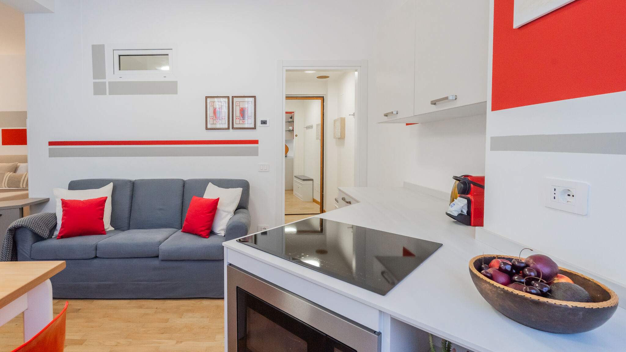 Italianway Como Nineteen by Rent All Como