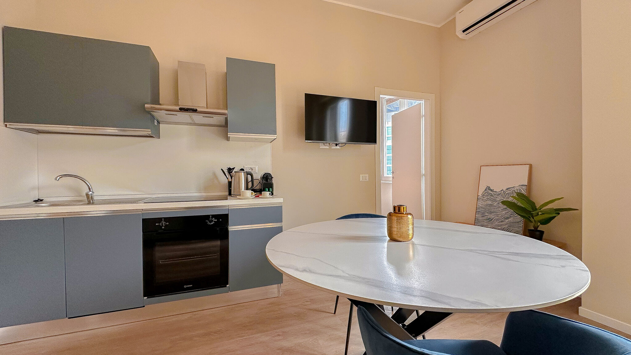 Italianway Milano Flatsharing - Gioia Navy suite - 1 bedroom