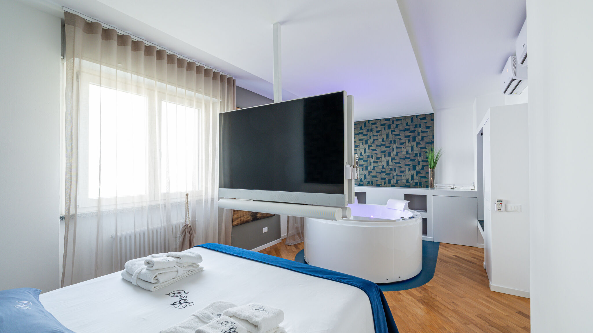 Dimora Hub Bergamo Bed & Dreams con Jacuzzi