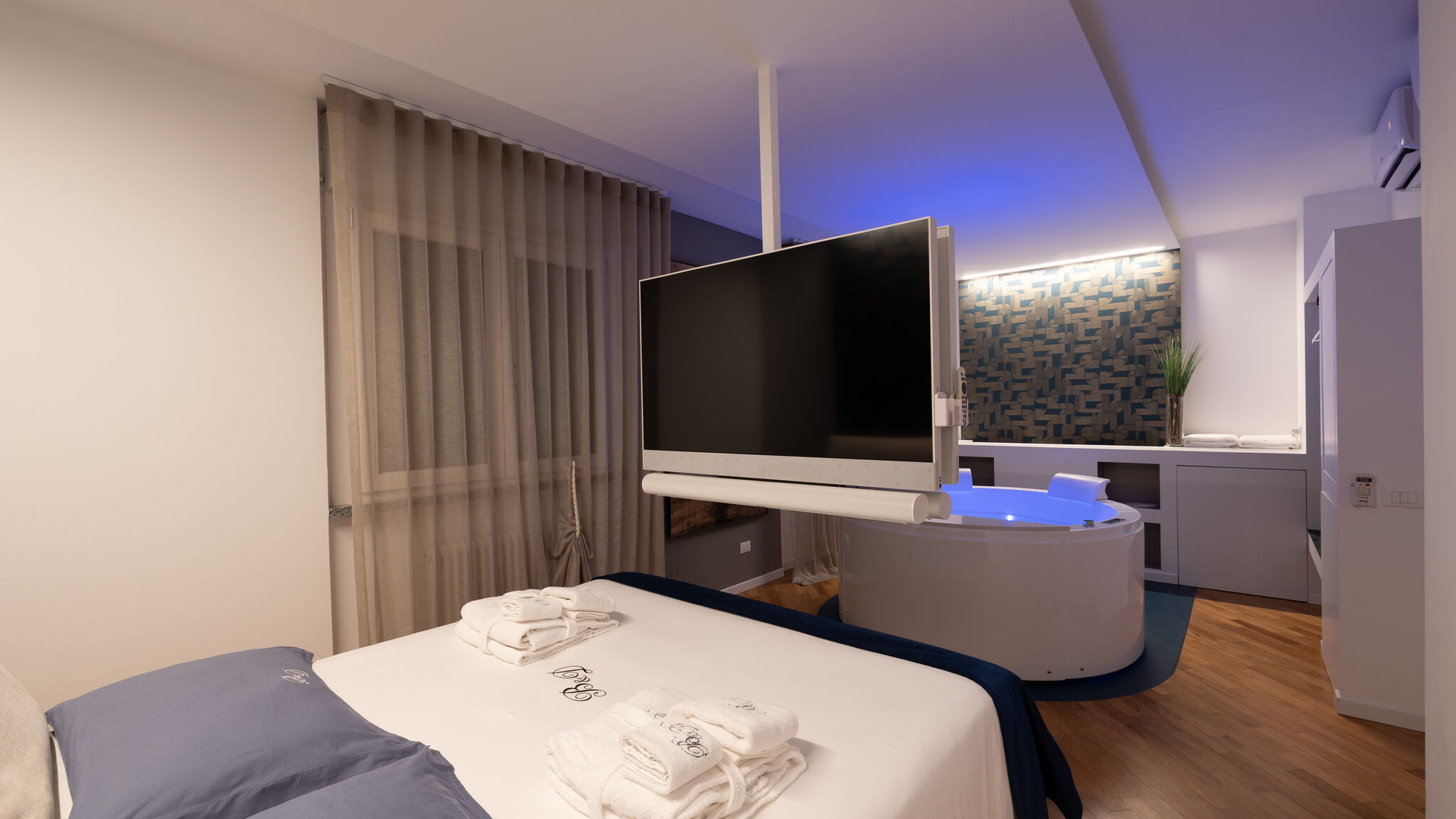 Dimora Hub Bergamo Bed & Dreams con Jacuzzi