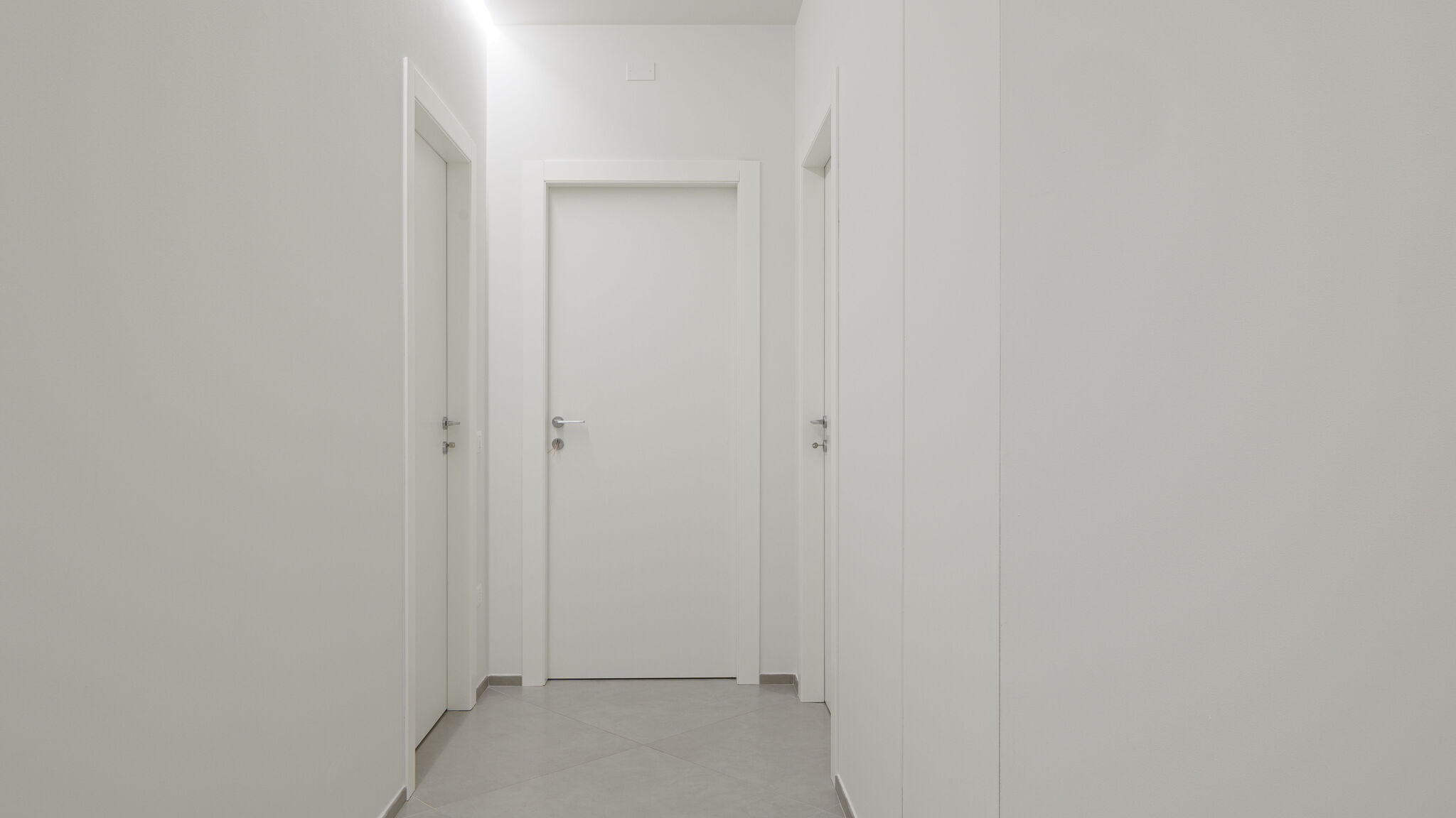 Italianway Fano Red Room