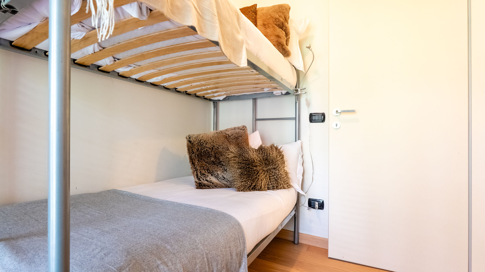 Italianway Valtournenche The Ridge | Family Apartment with Matterhorn View