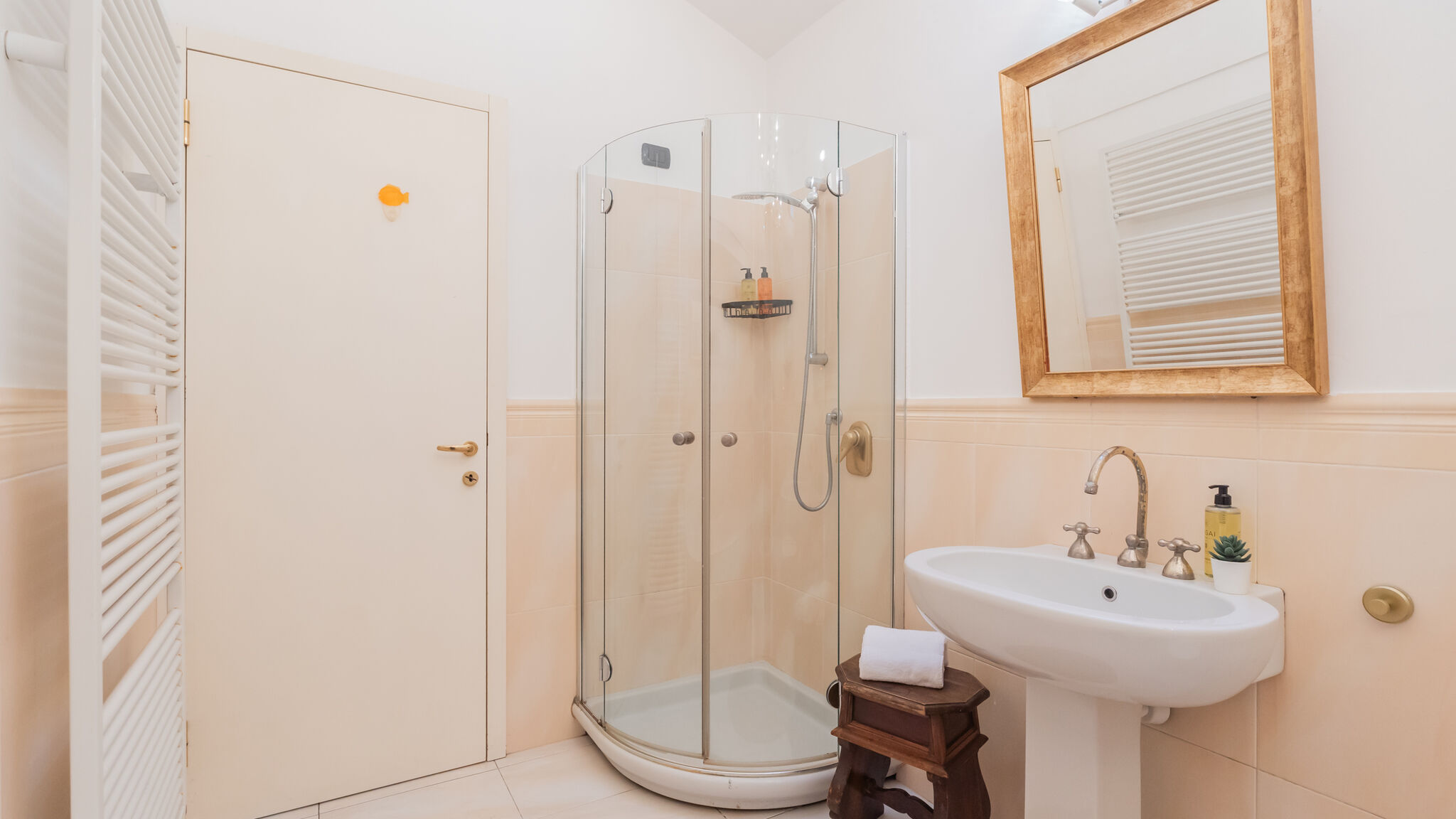 Italianway Como Churchkey by Rent All Como