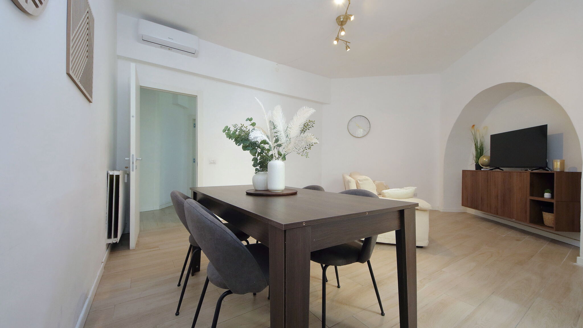 Italianway Roma Amiterno Elegance - by Domus & Dimore