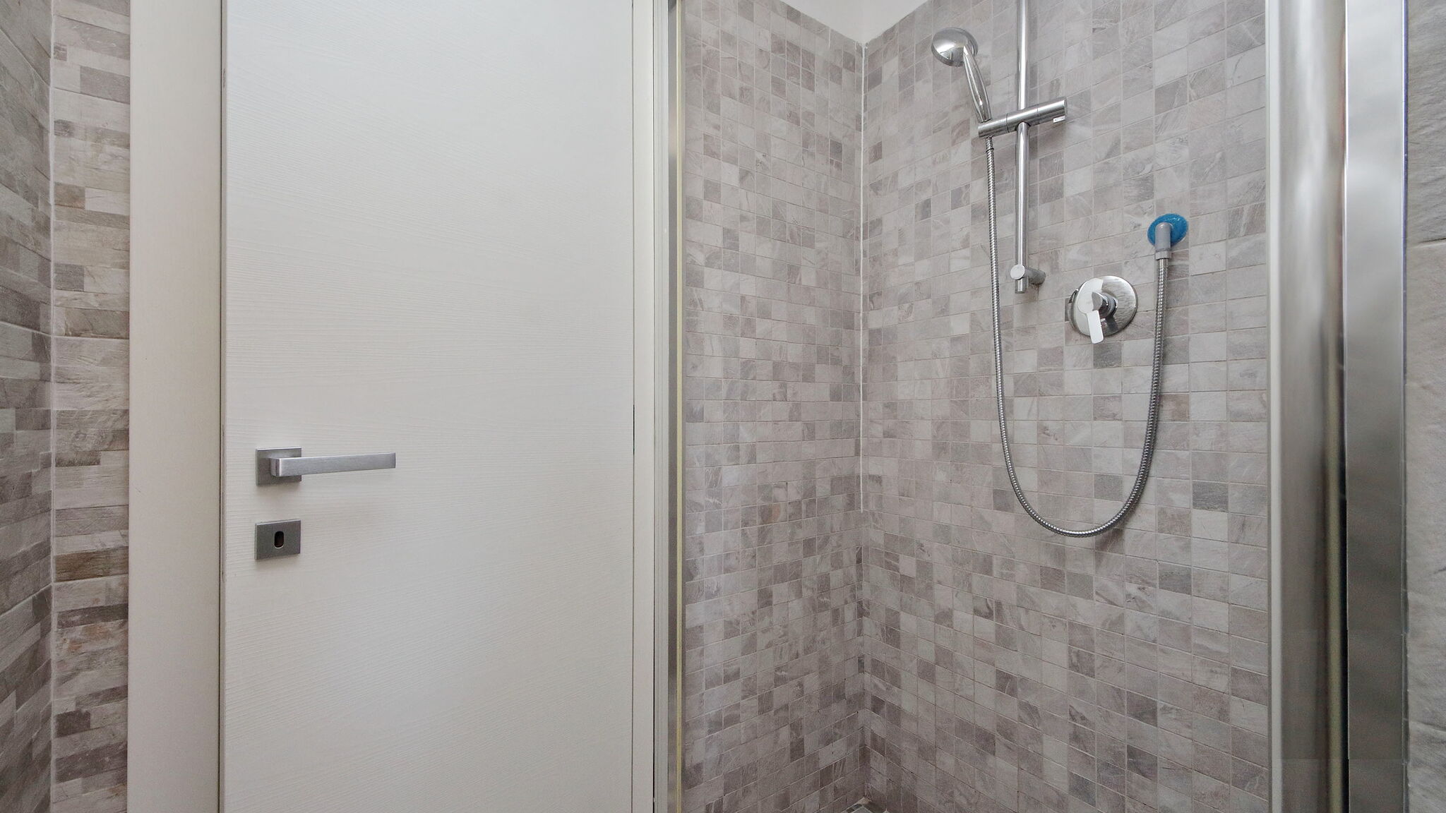 Italianway Roma Amiterno Elegance - by Domus & Dimore
