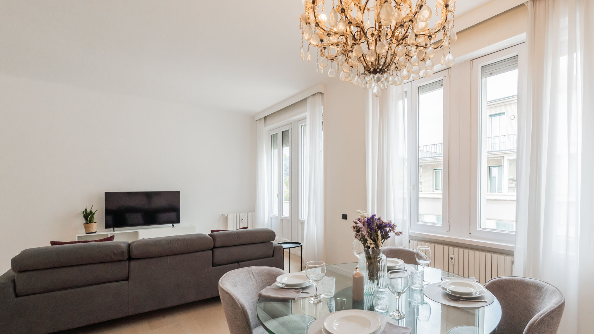 Italianway Como Duomo View & Balconies by Rent All Como
